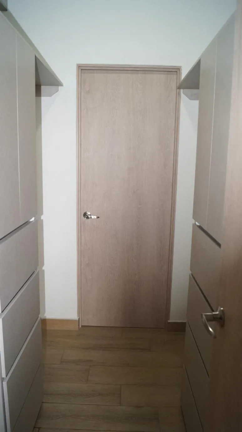 wardrobe in Lux 2 bedroom apartment, swimming pool, gym and free parking spot in Macro Plaza area