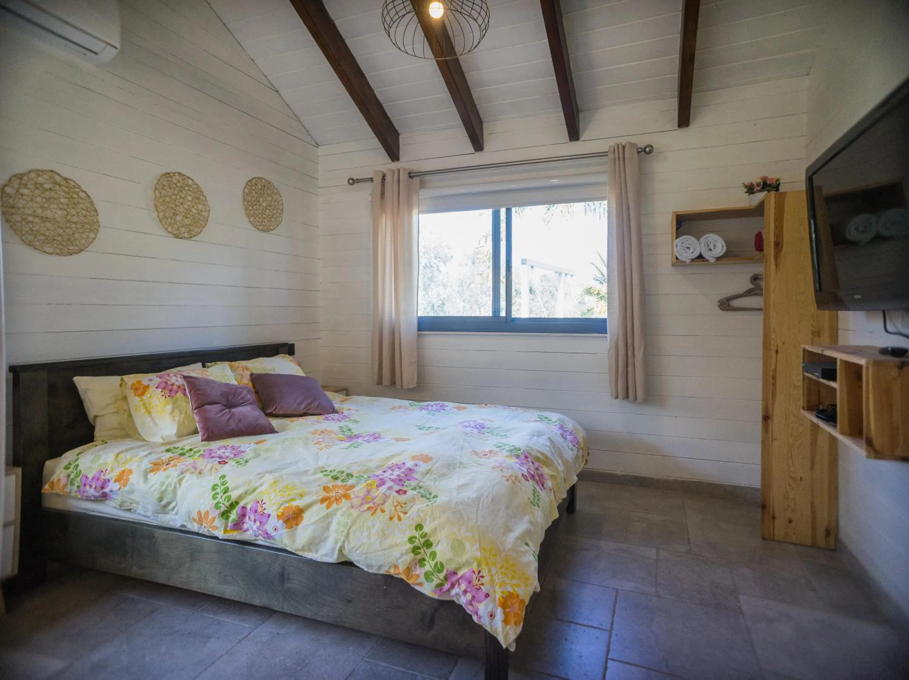 Bed in Provence in the Valley