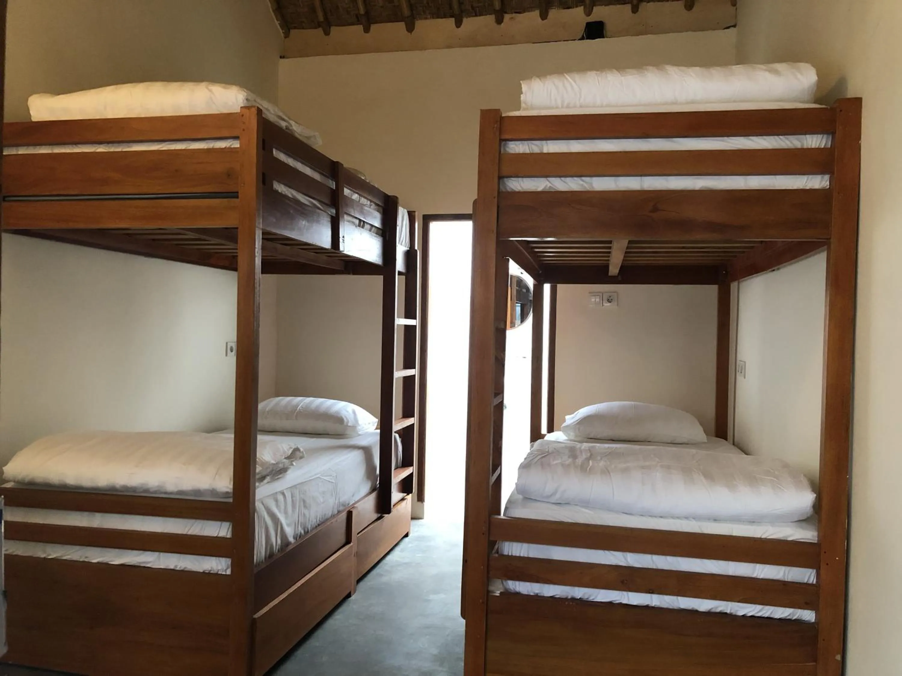 bunk bed, Bed in Roots Hotel Trawangan