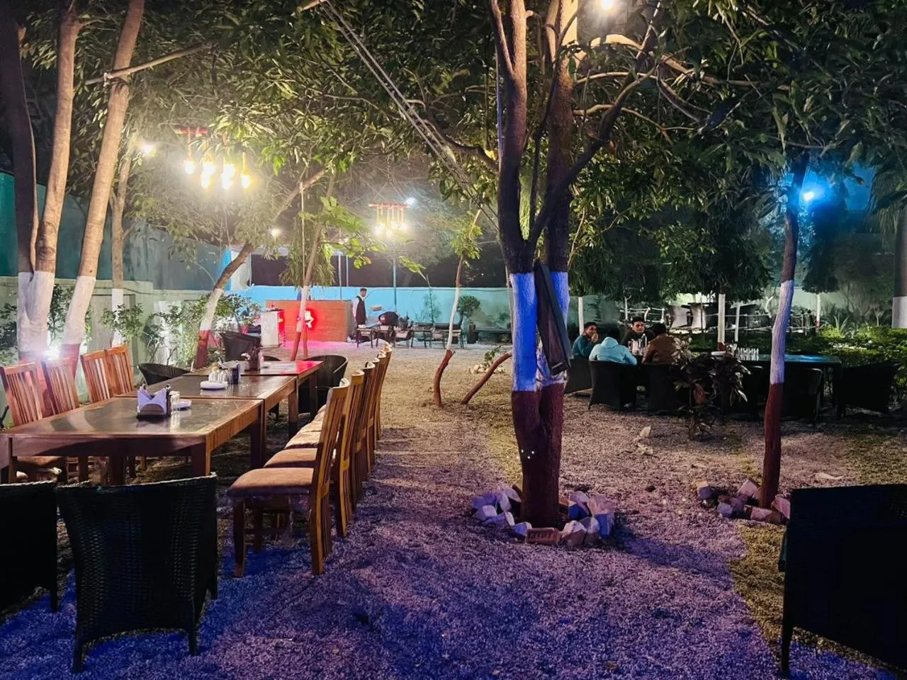 Restaurant/places to eat in The Whispering Palms Resort