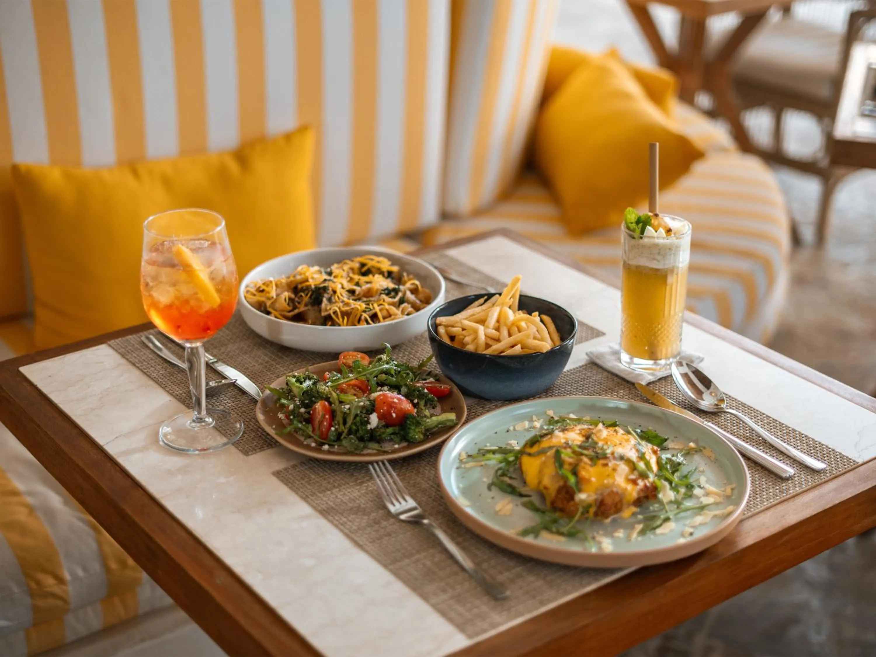 Food and drinks in Cocana Resort Gili Trawangan