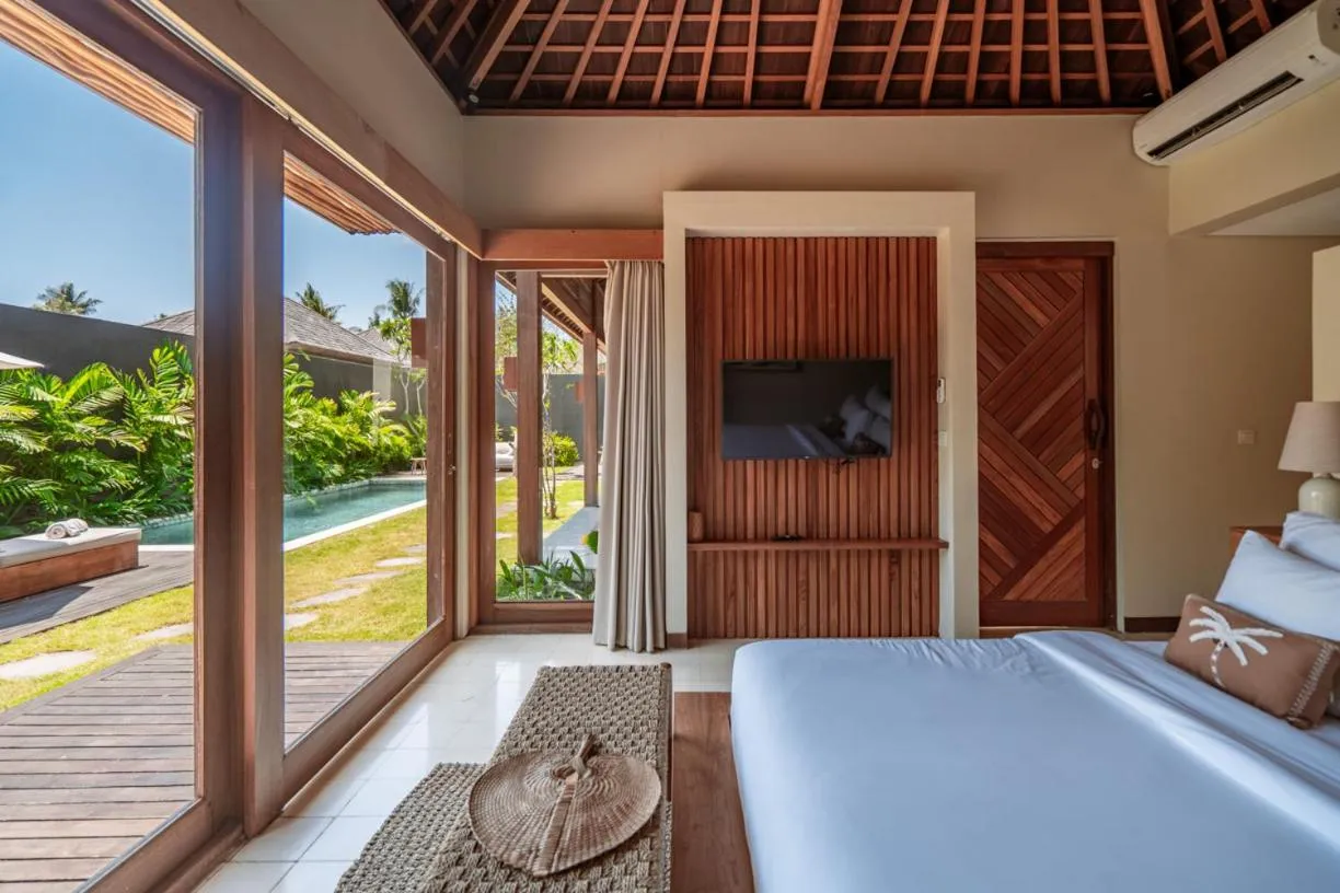 Bed in Cocana Resort Gili Trawangan