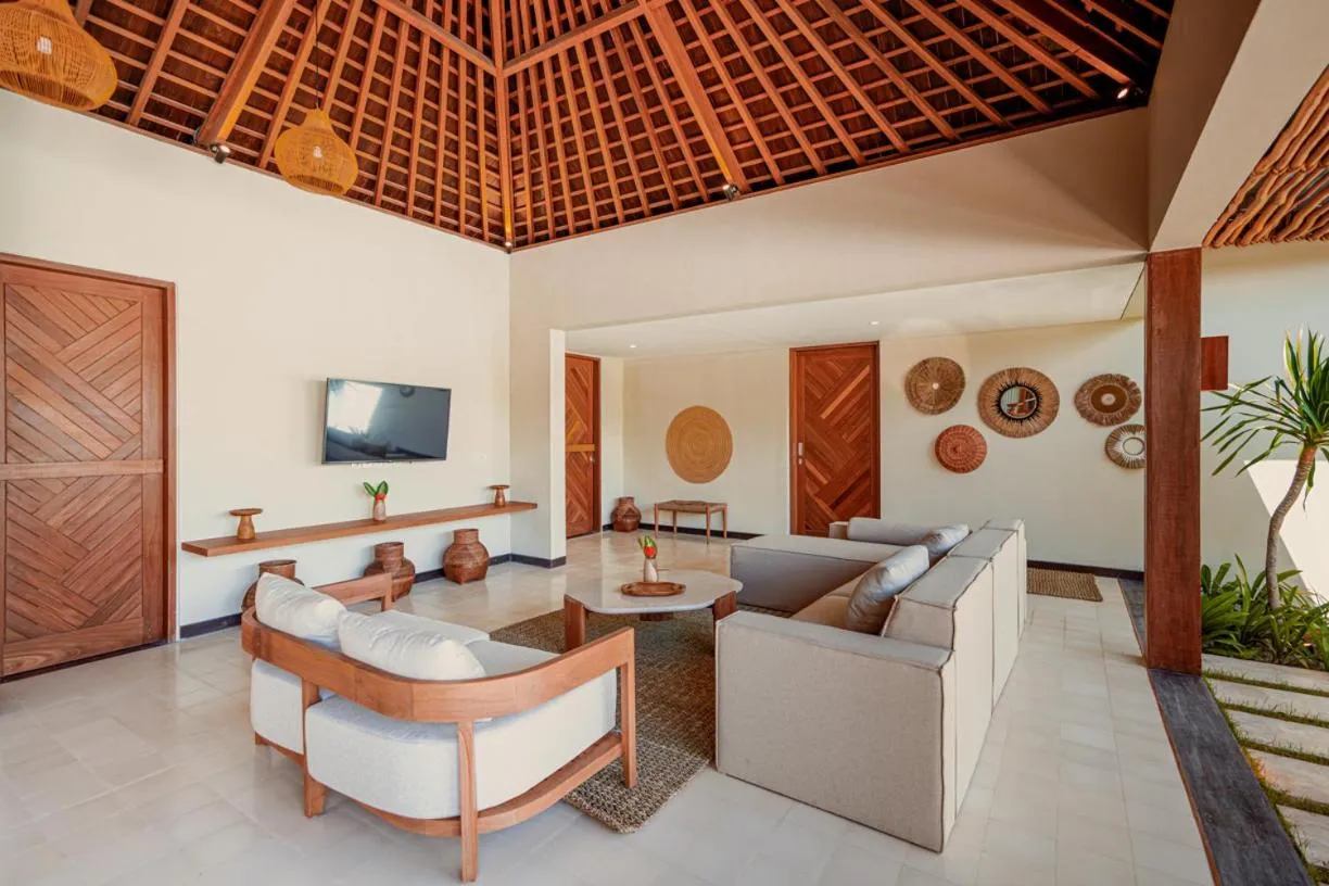 Communal lounge/ TV room in Cocana Resort Gili Trawangan
