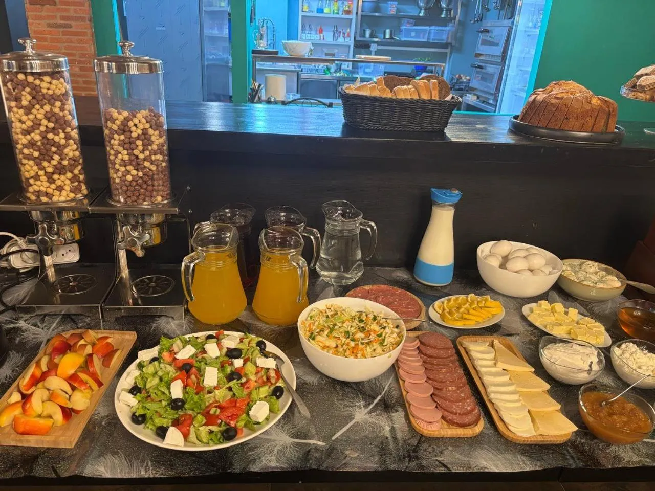 Food and drinks in Hotel Zerta Old Tbilisi