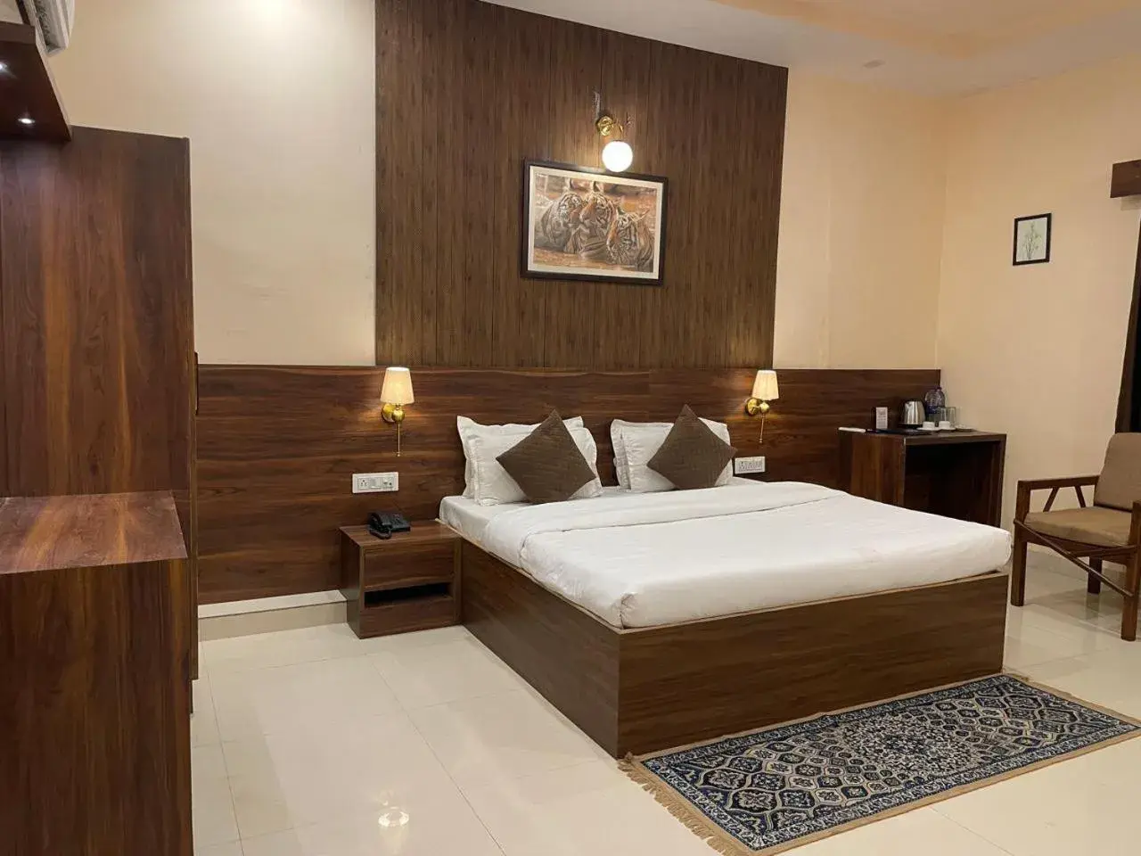 House M Lodge House M Lodge