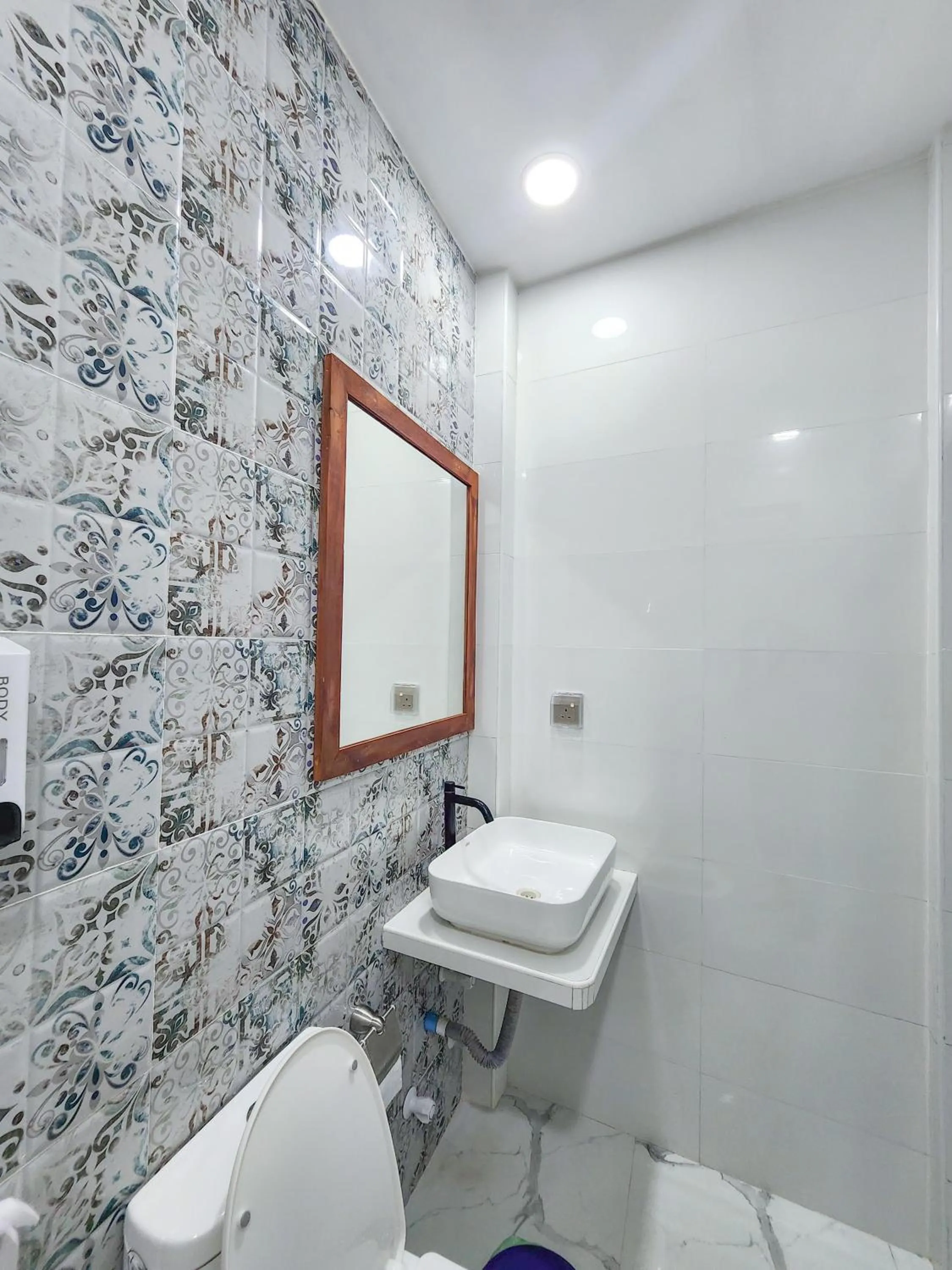 Toilet in Raalhu Fonu Maldives