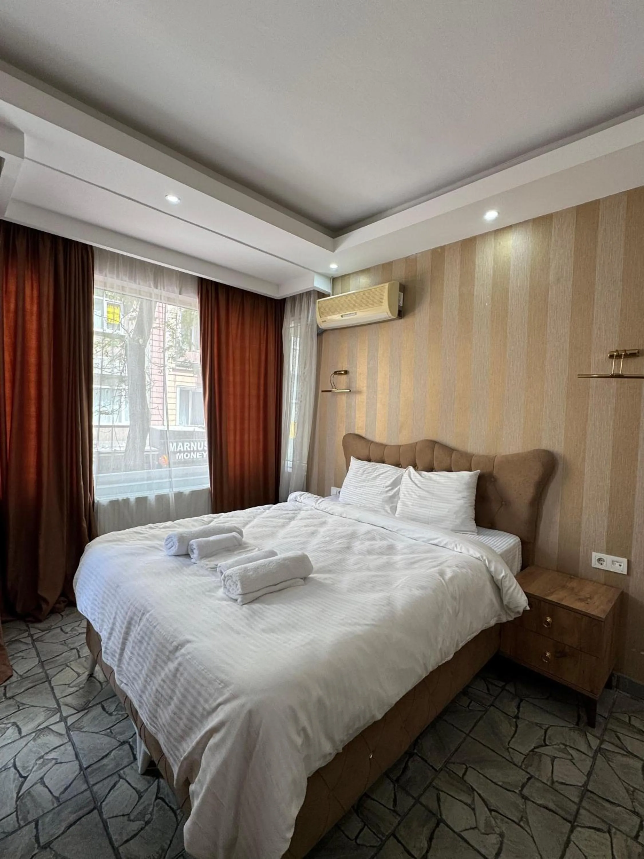 Bed in beyzade apart hotel