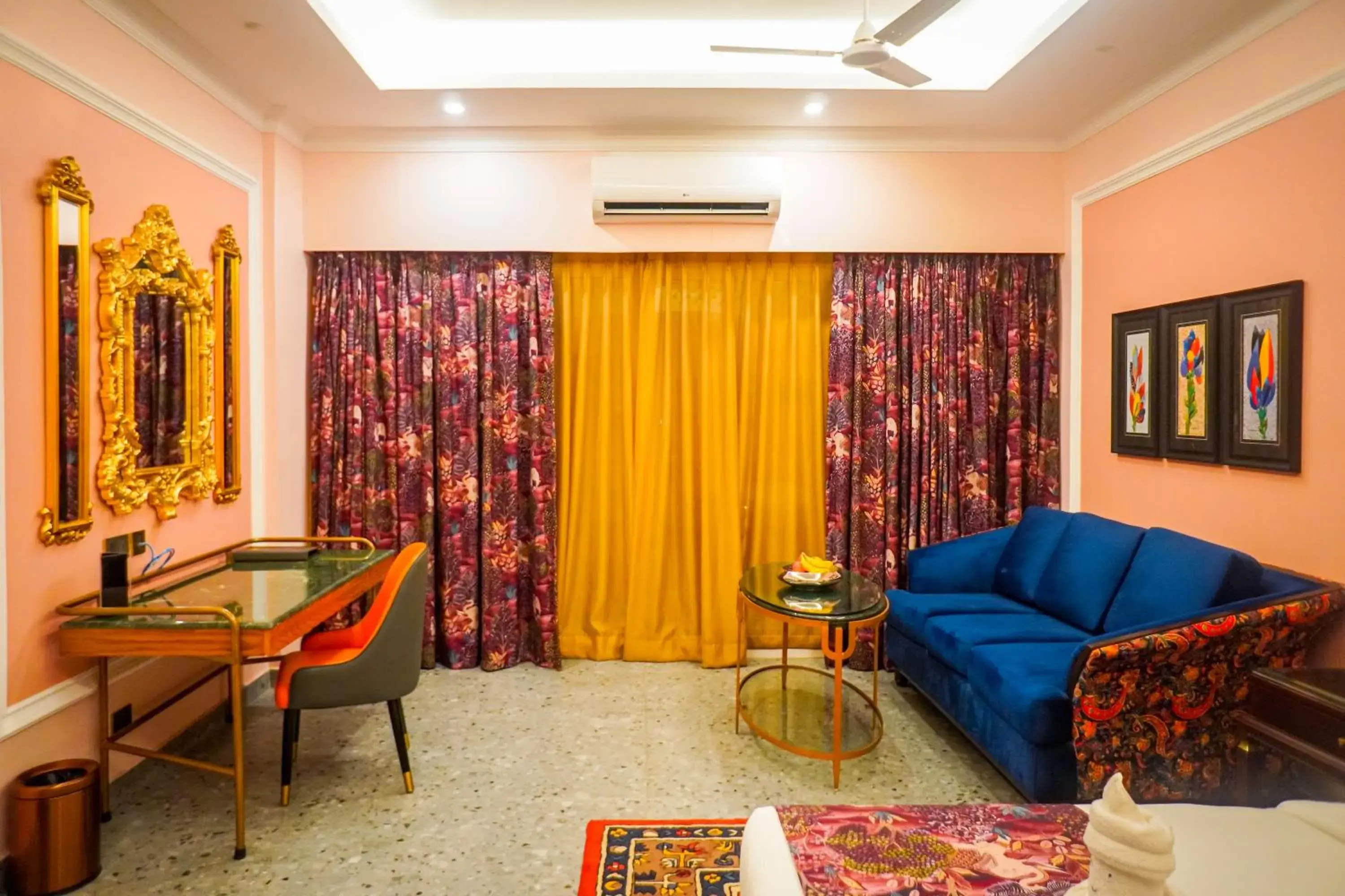 Bed in Mayfair Purnea Bed in Mayfair Purnea