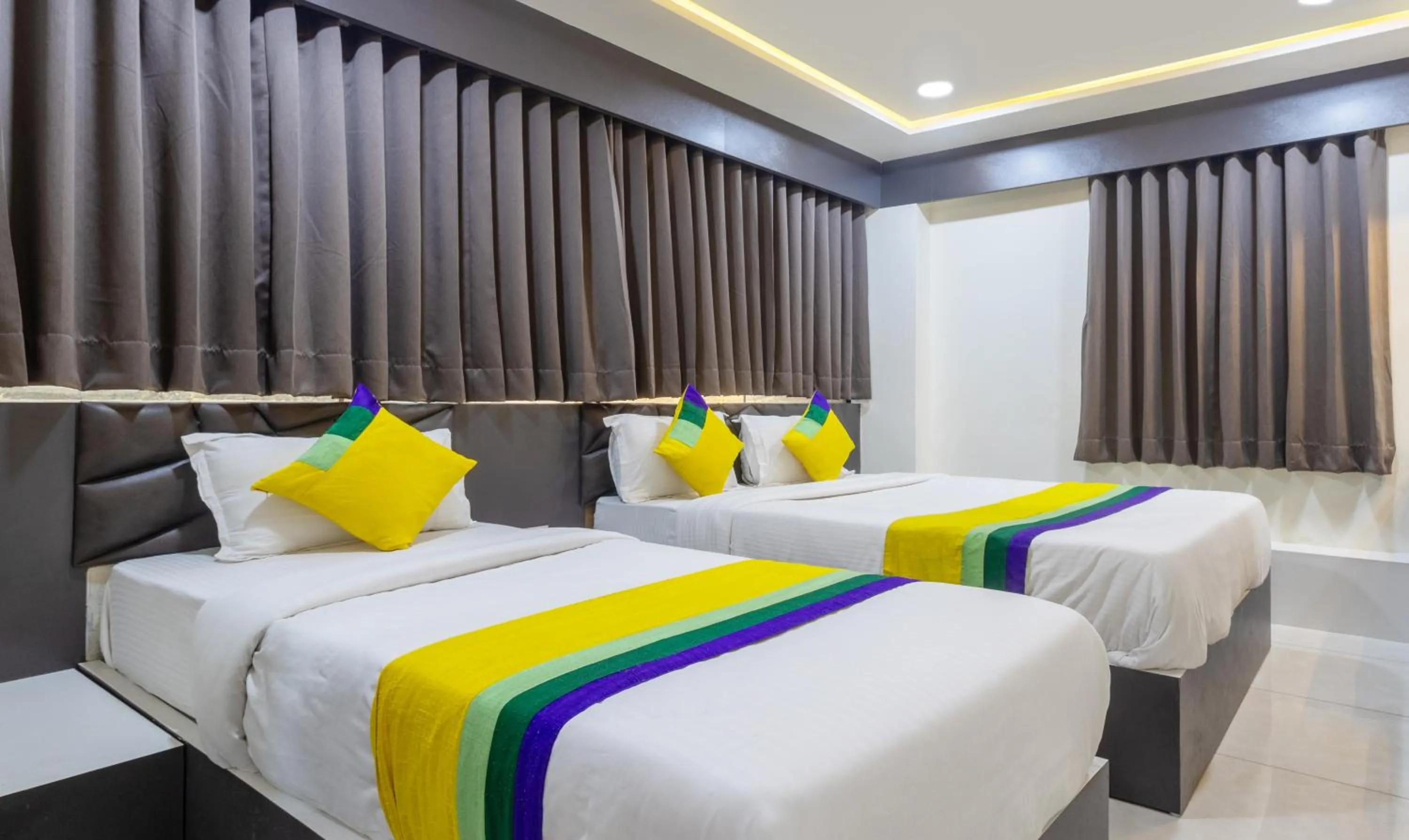 Bedroom, Bed in Itsy Hotels Signature, Nehru Nagar