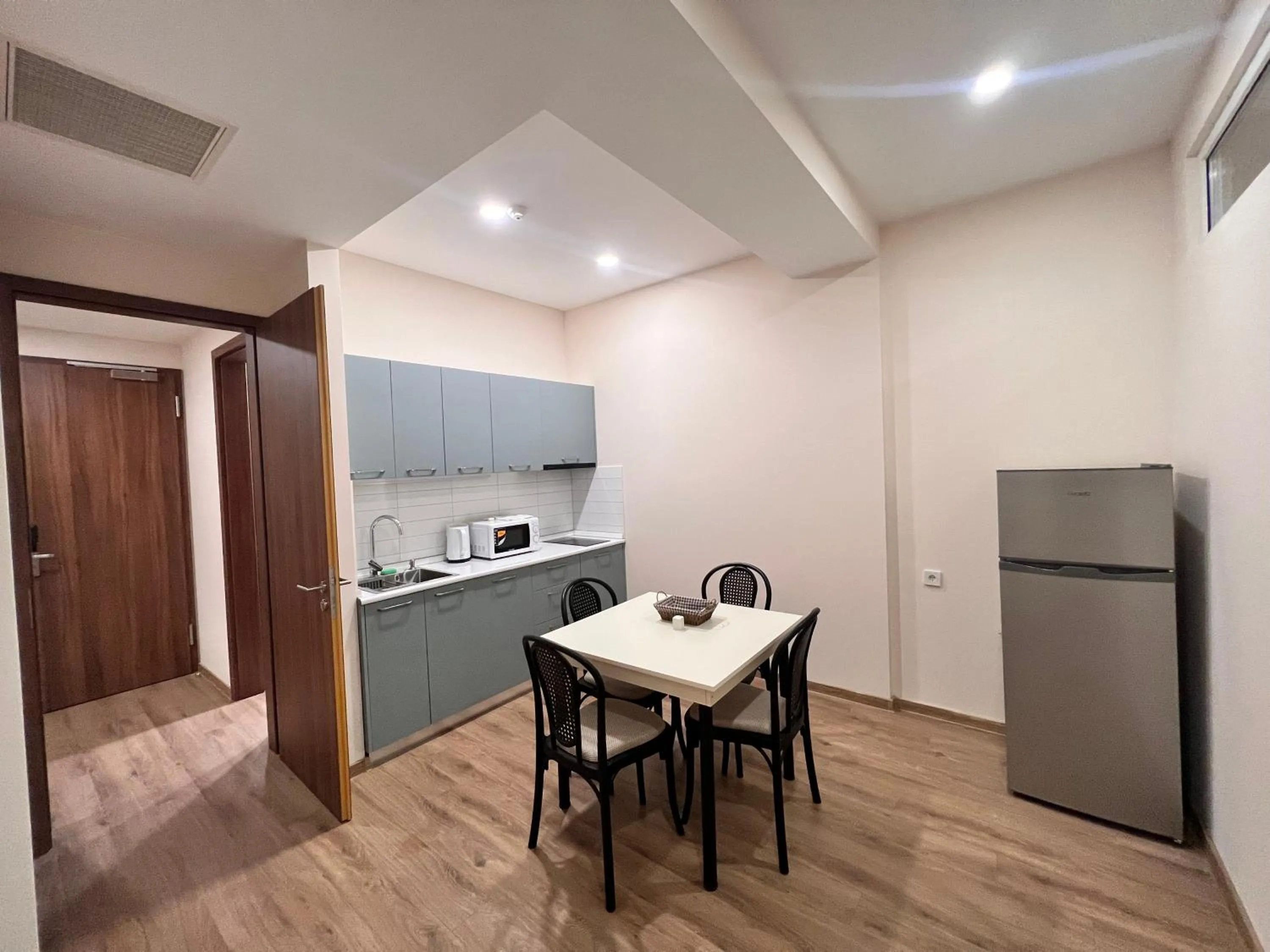 Kitchen or kitchenette in HOTEL WEST TBILISI