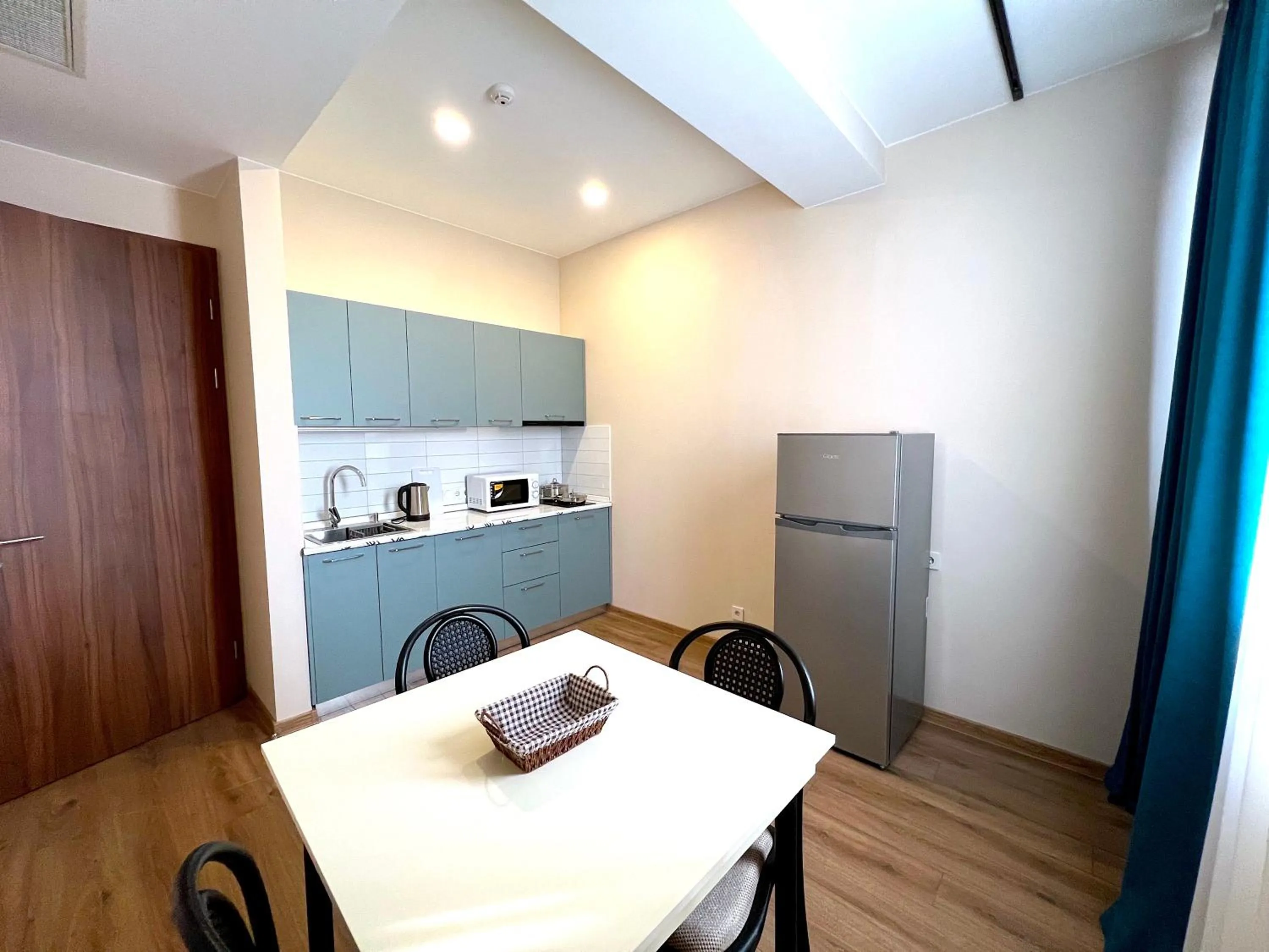 Kitchen or kitchenette in HOTEL WEST TBILISI