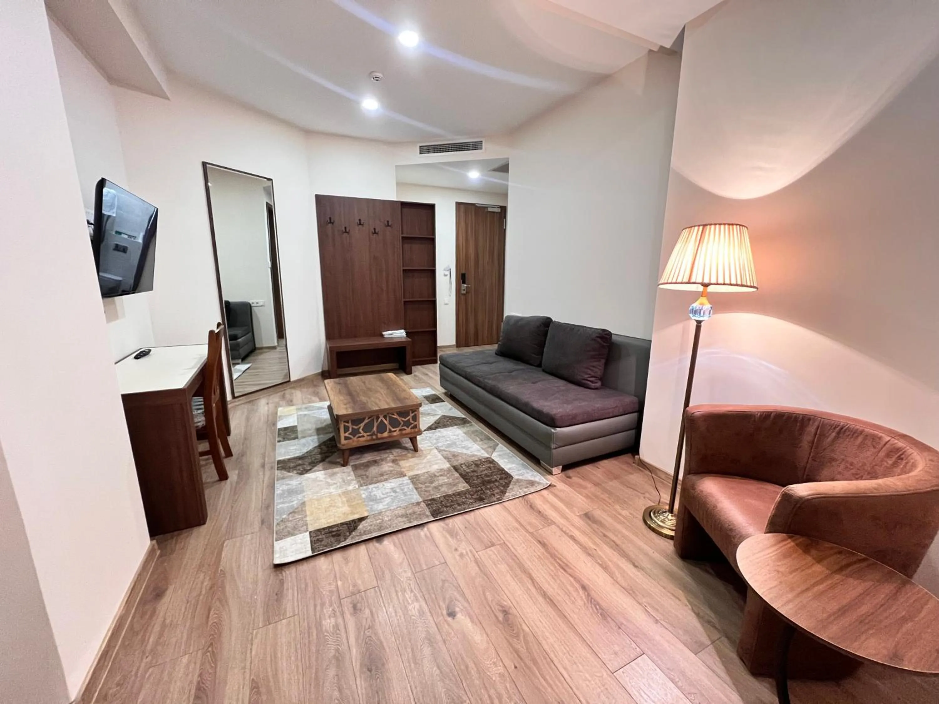 TV and multimedia in HOTEL WEST TBILISI