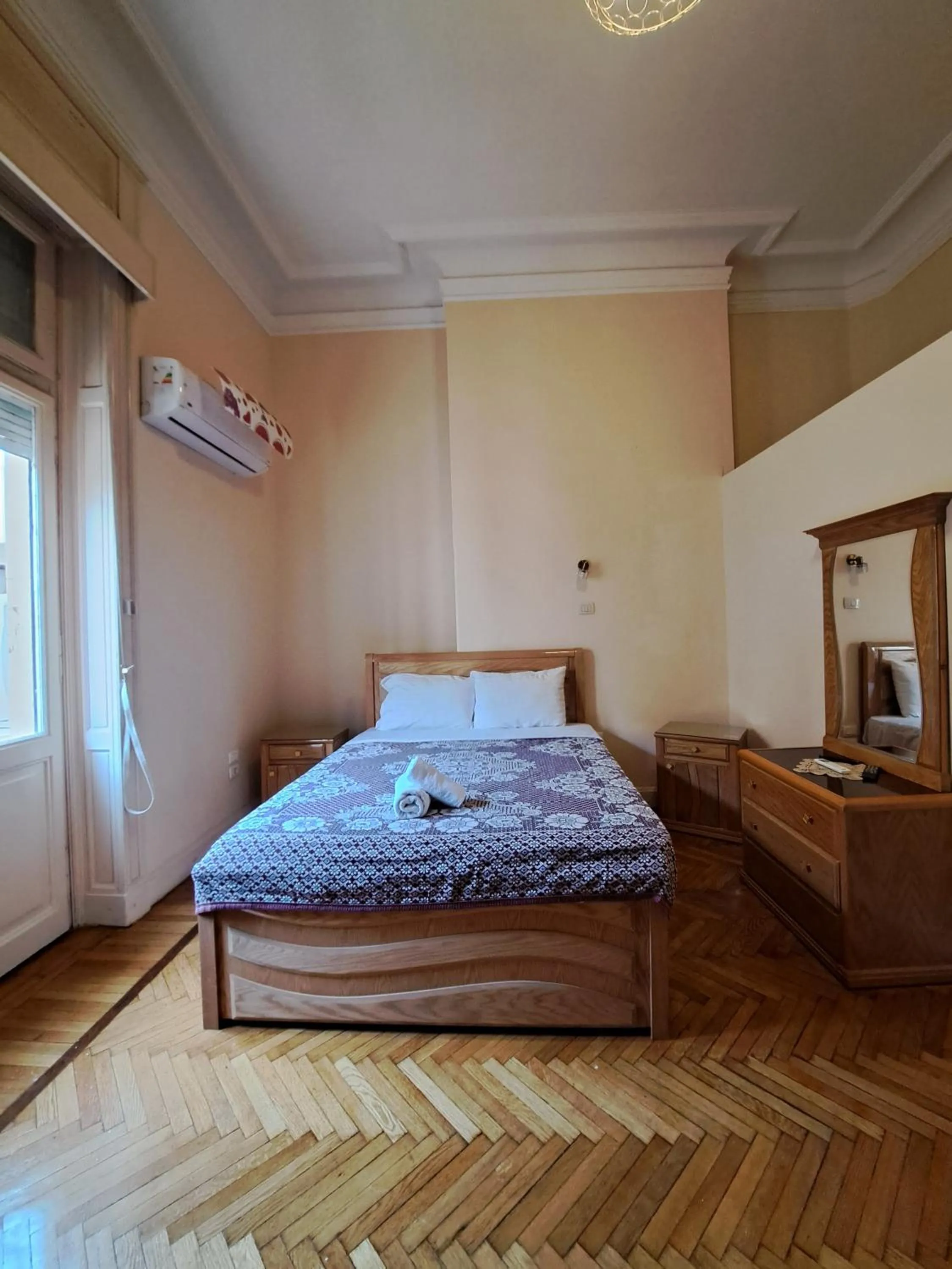 Photo of the whole room, Bed in Philo Hotel