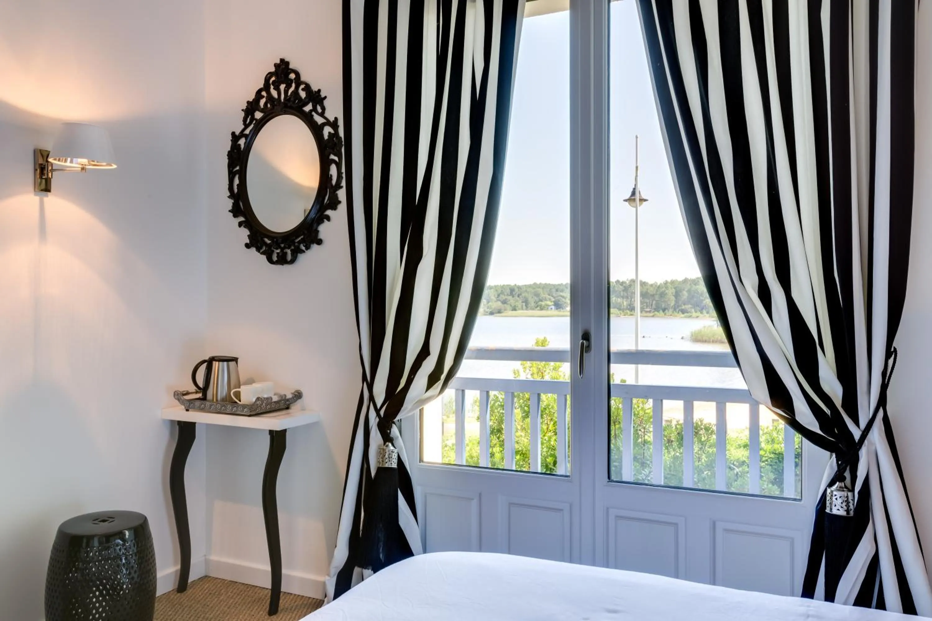 Bed in Les Eaux qui Rient