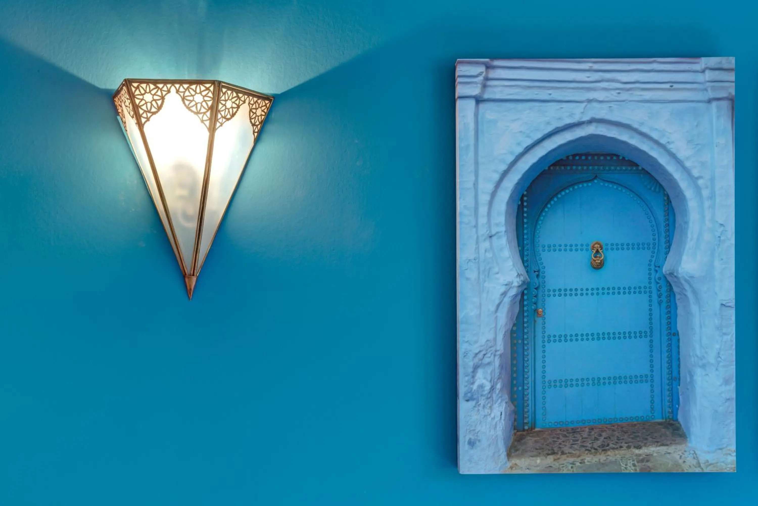Decorative detail in Les Eaux qui Rient