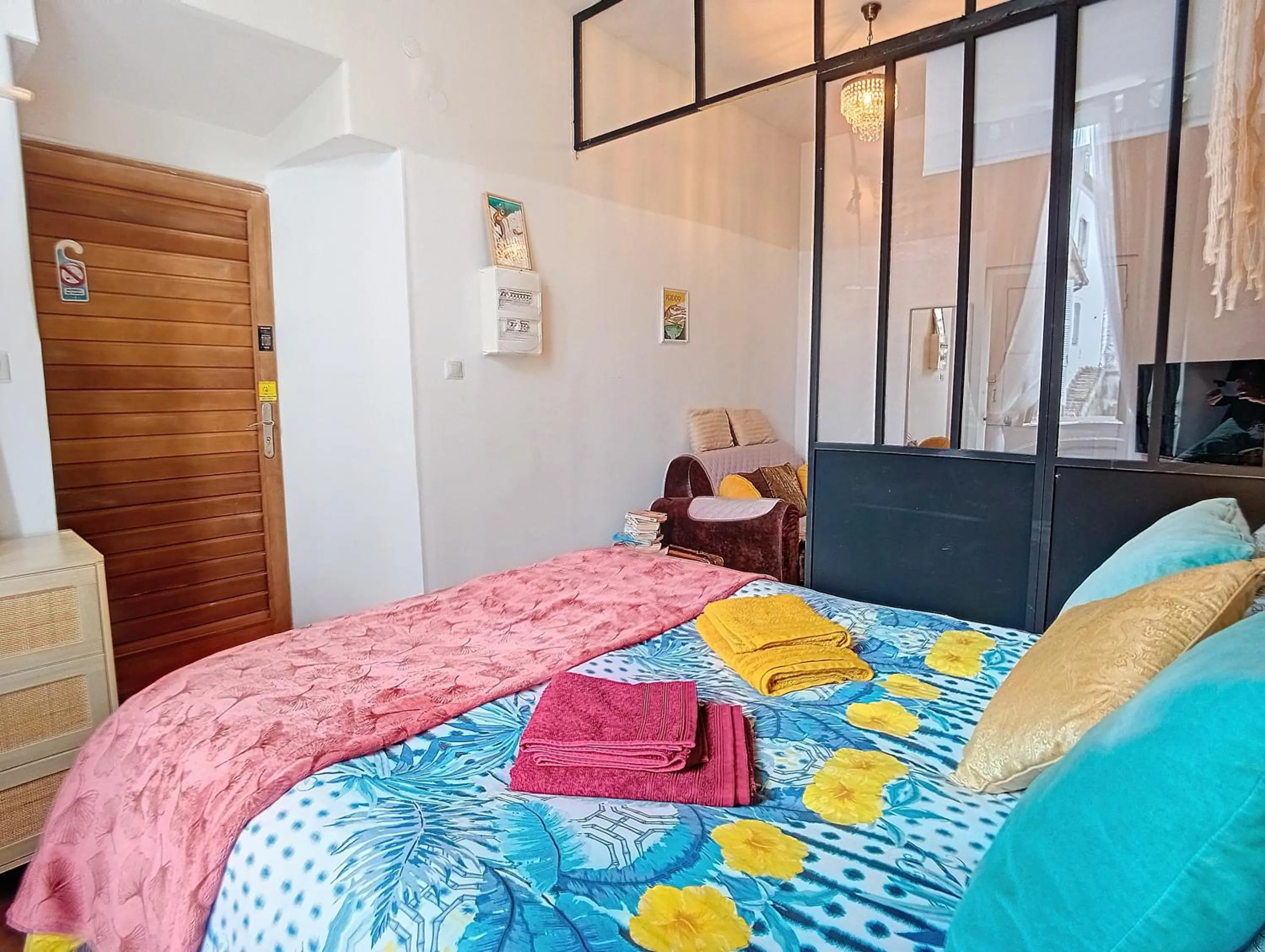 Studio with Courtyard View in Les Glycines Oloron