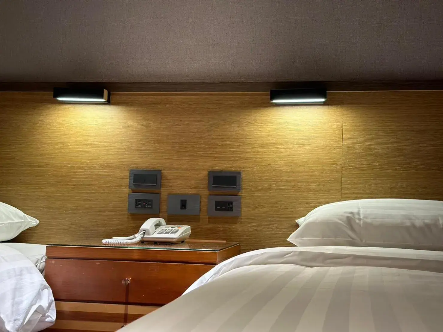 Bed in Rich & Free Hotel - Fuzhong 富逸旅趣-板橋府中館 Bed in Rich & Free Hotel - Fuzhong 富逸旅趣-板橋府中館