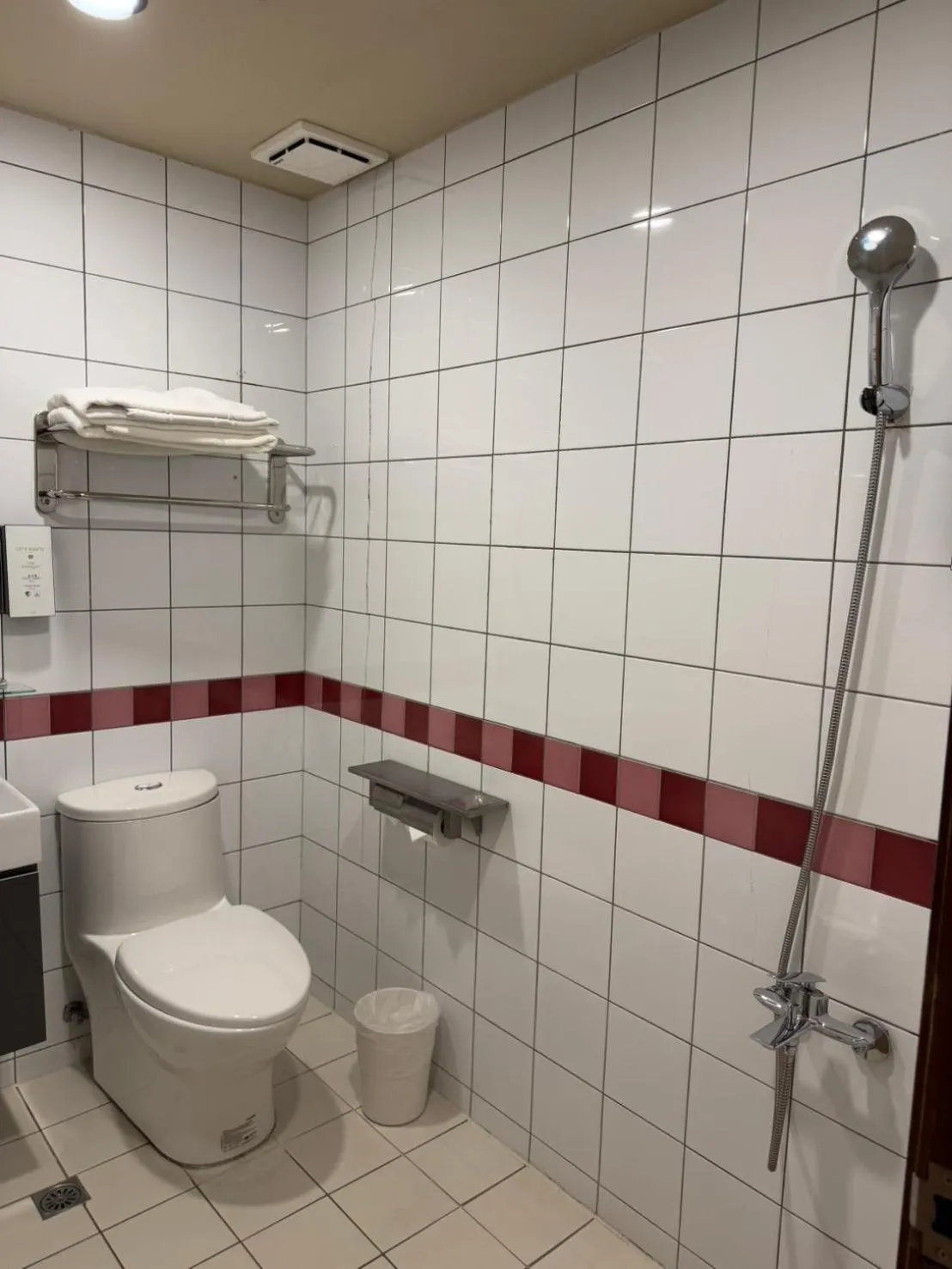 Bathroom in Rich & Free Hotel - Fuzhong 富逸旅趣-板橋府中館