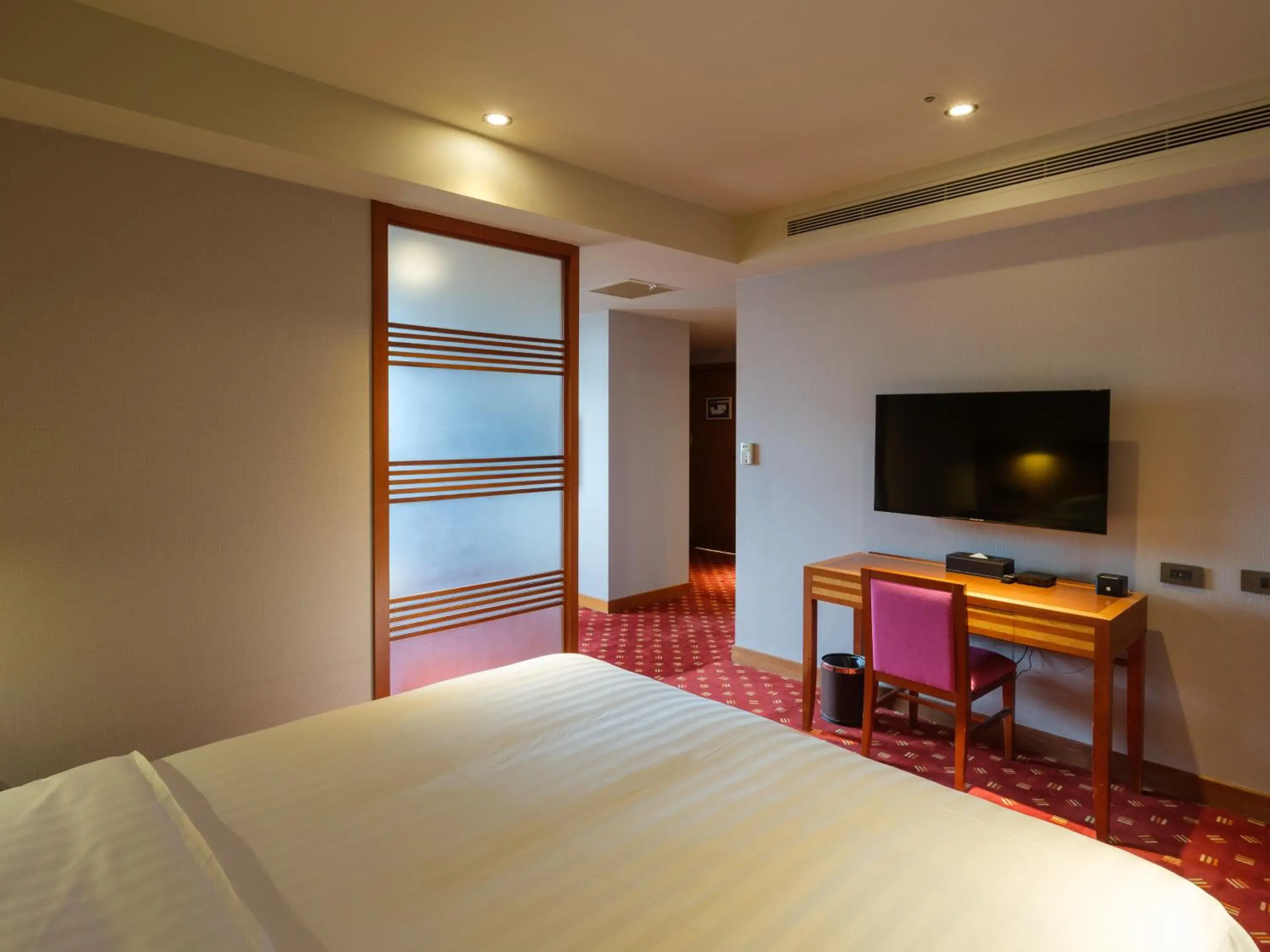Bed in Rich & Free Hotel - Fuzhong 富逸旅趣-板橋府中館 Bed in Rich & Free Hotel - Fuzhong 富逸旅趣-板橋府中館