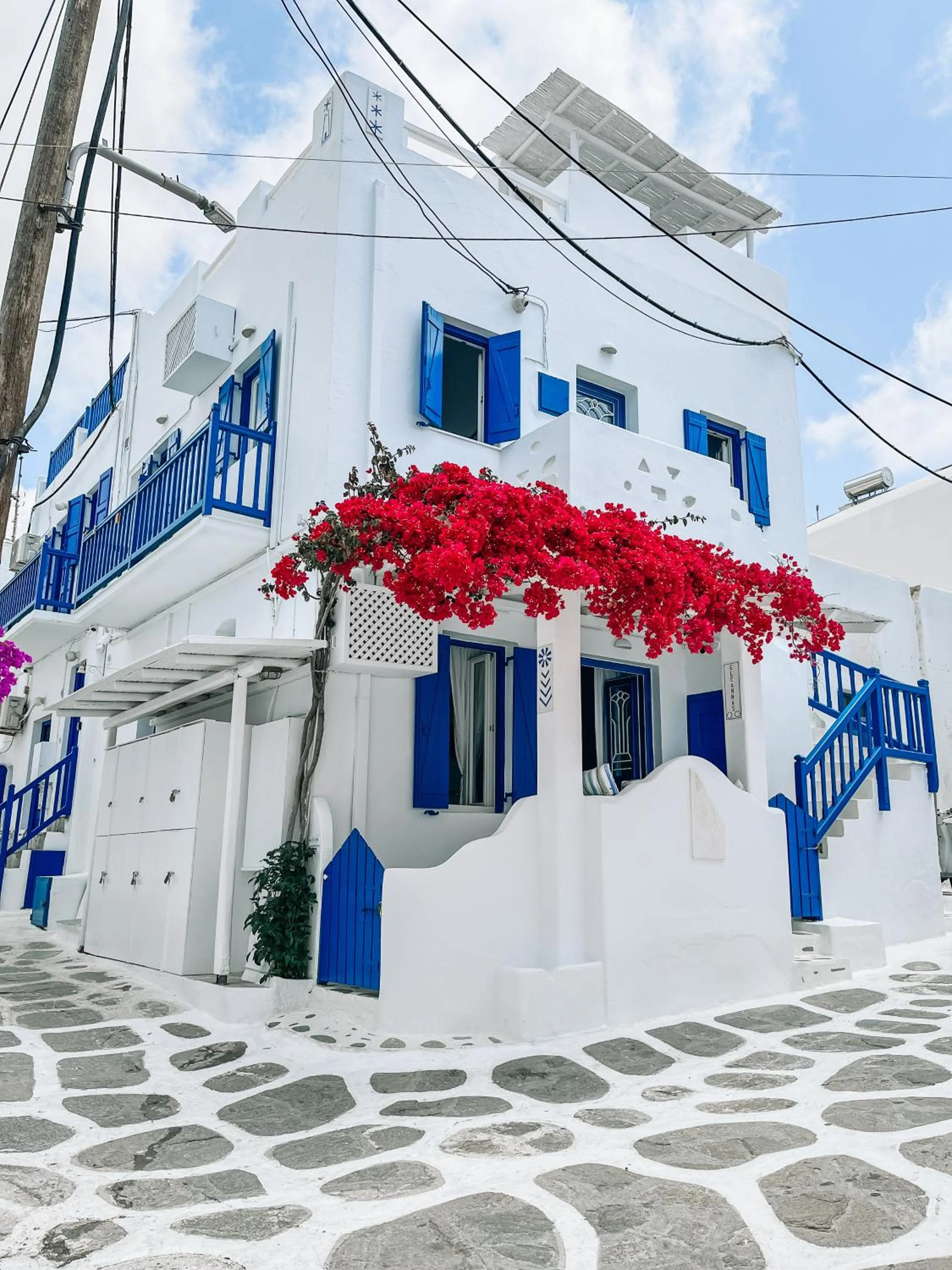 Quiet street view in Eleanna's Mykonos