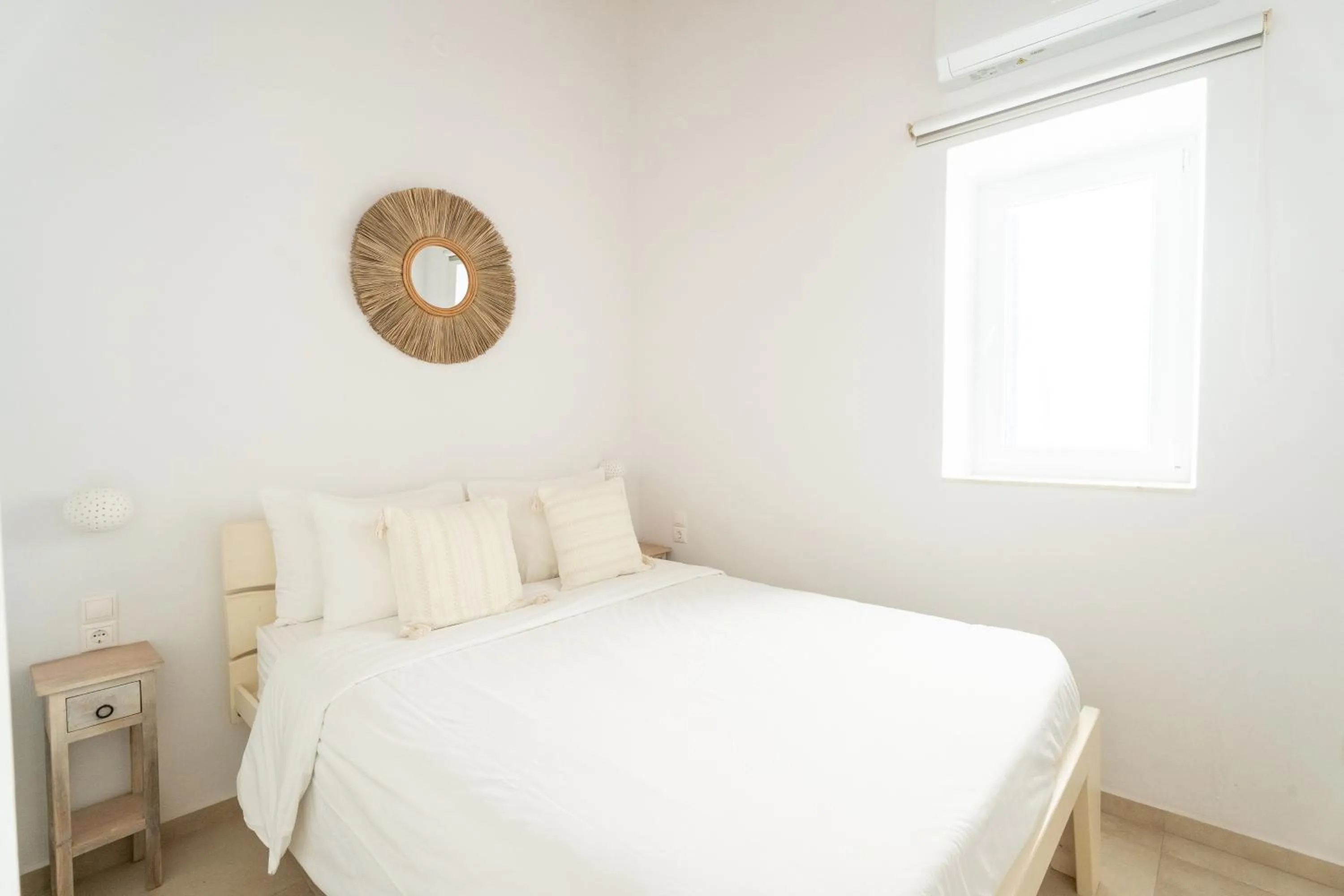 Bedroom, Bed in Eleanna's Mykonos