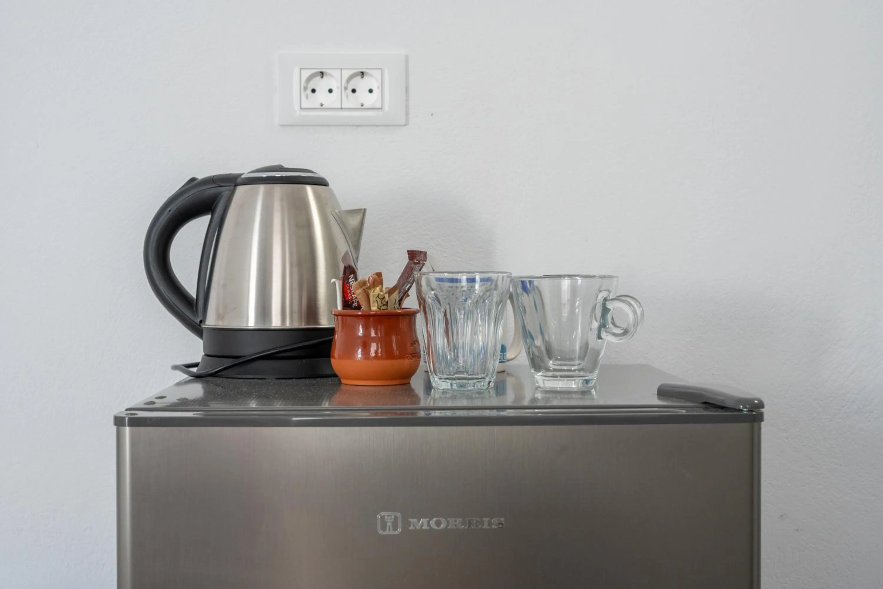 Coffee/tea facilities in Eleanna's Mykonos