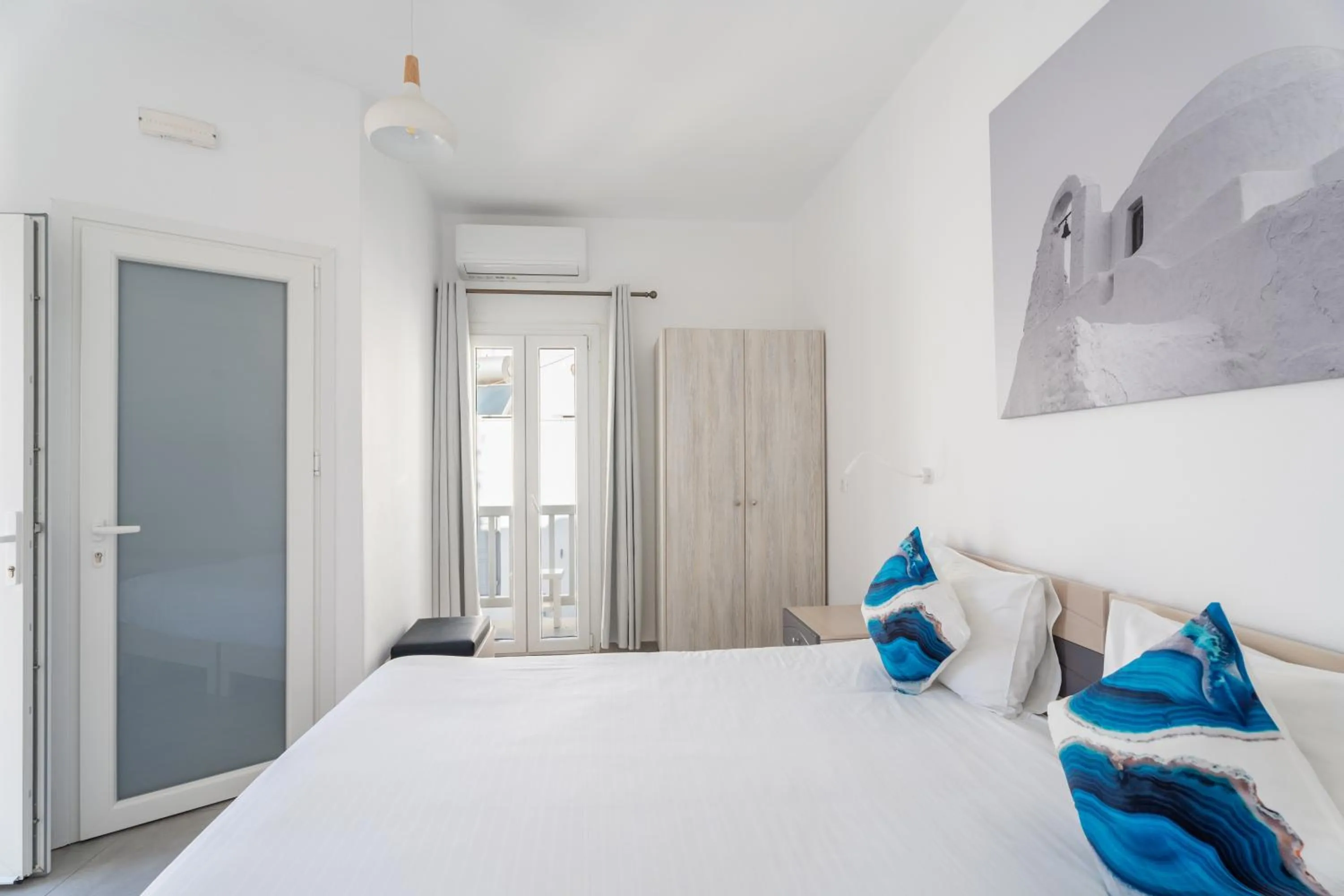 View (from property/room), Bed in Eleanna's Mykonos