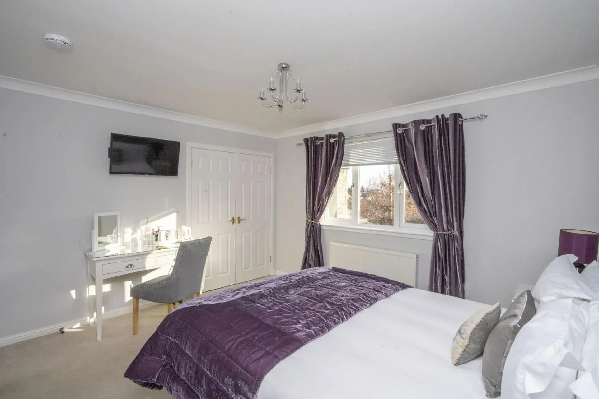 Double Room with Shower in Springfield Lodge Bed and Breakfast Double Room with Shower in Springfield Lodge Bed and Breakfast