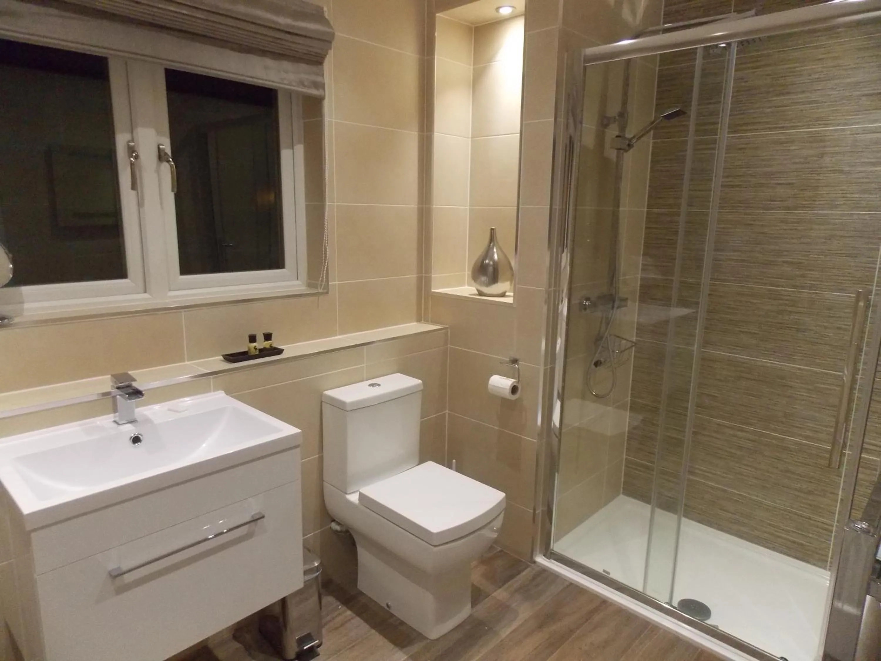 Bathroom in Springfield Lodge Bed and Breakfast