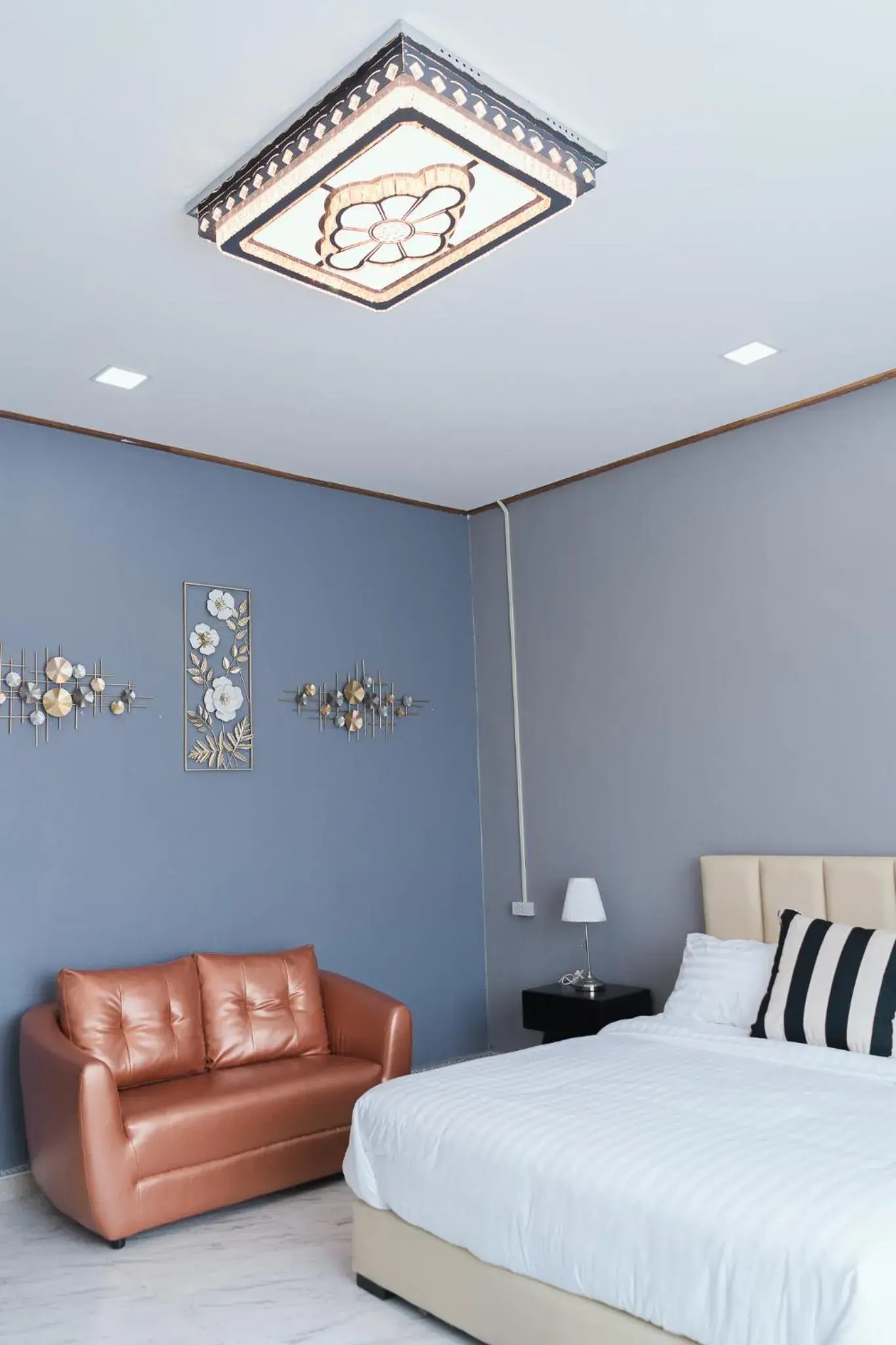 Bedroom, Bed in Tulip Hotel Bedroom, Bed in Tulip Hotel