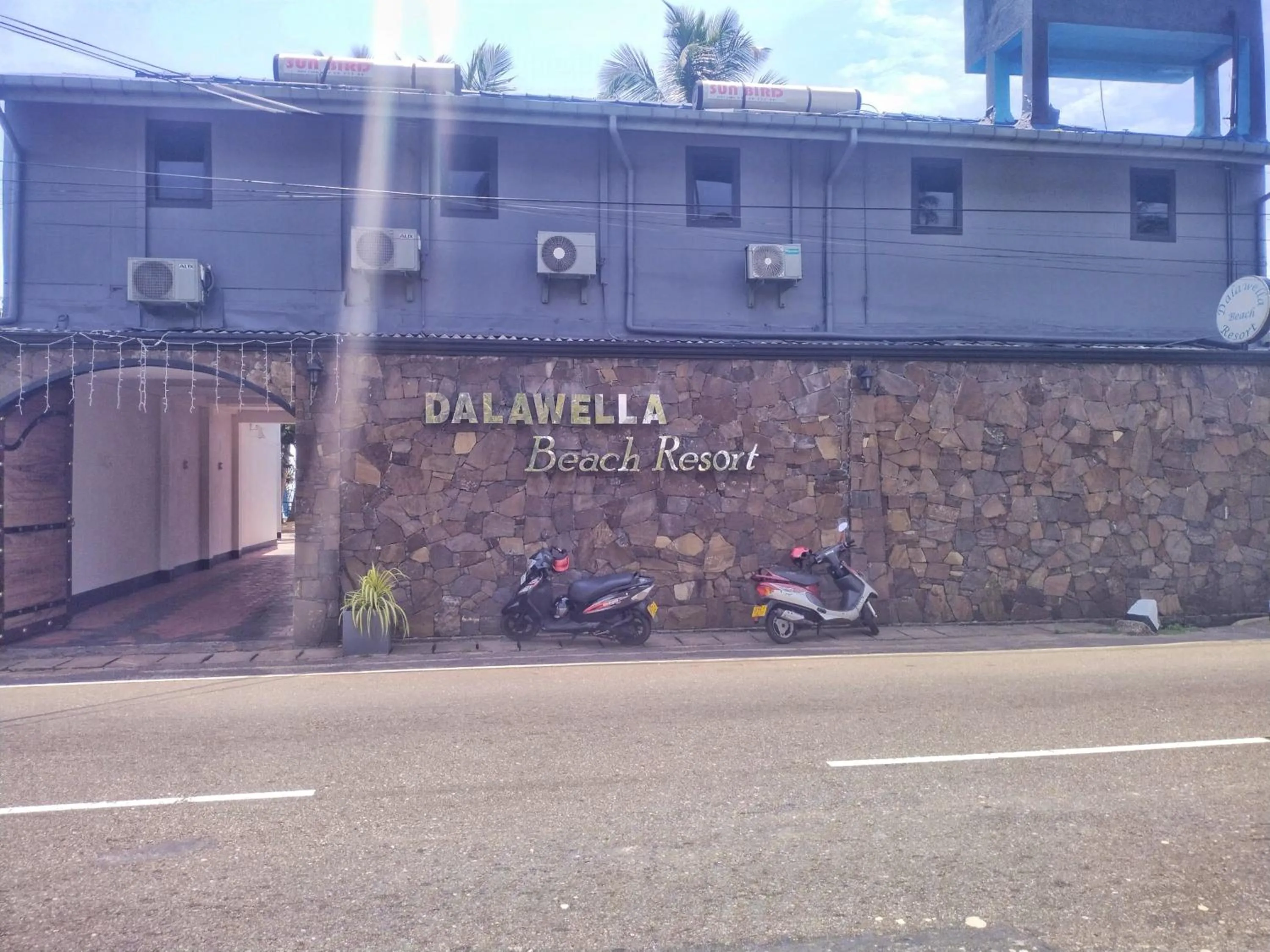 Day in DALAWELLA BEACH RESORT