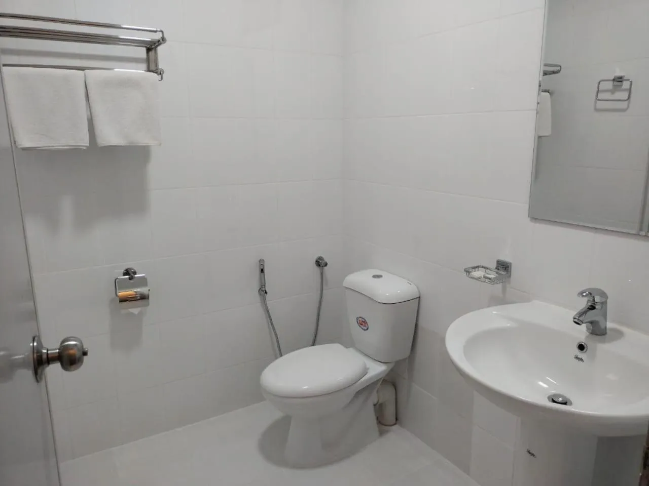 Shower in DALAWELLA BEACH RESORT