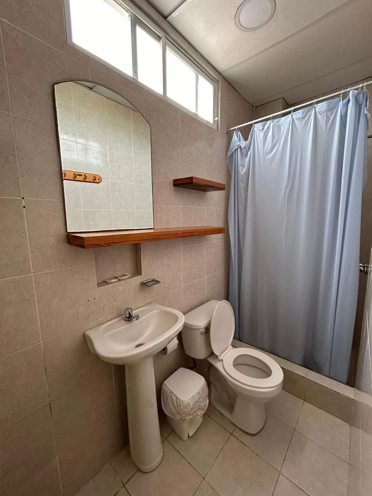 Shower in Chescos Hotel