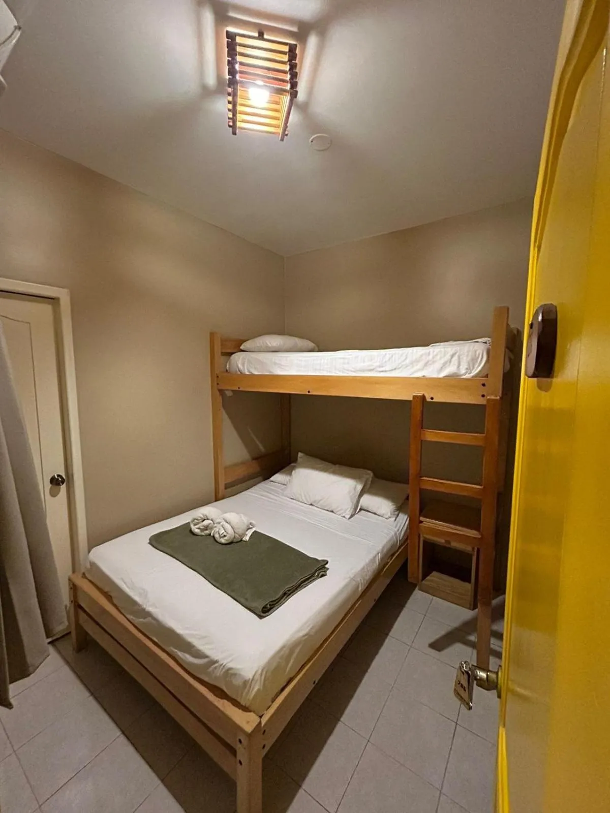 Bed in Chescos Hotel