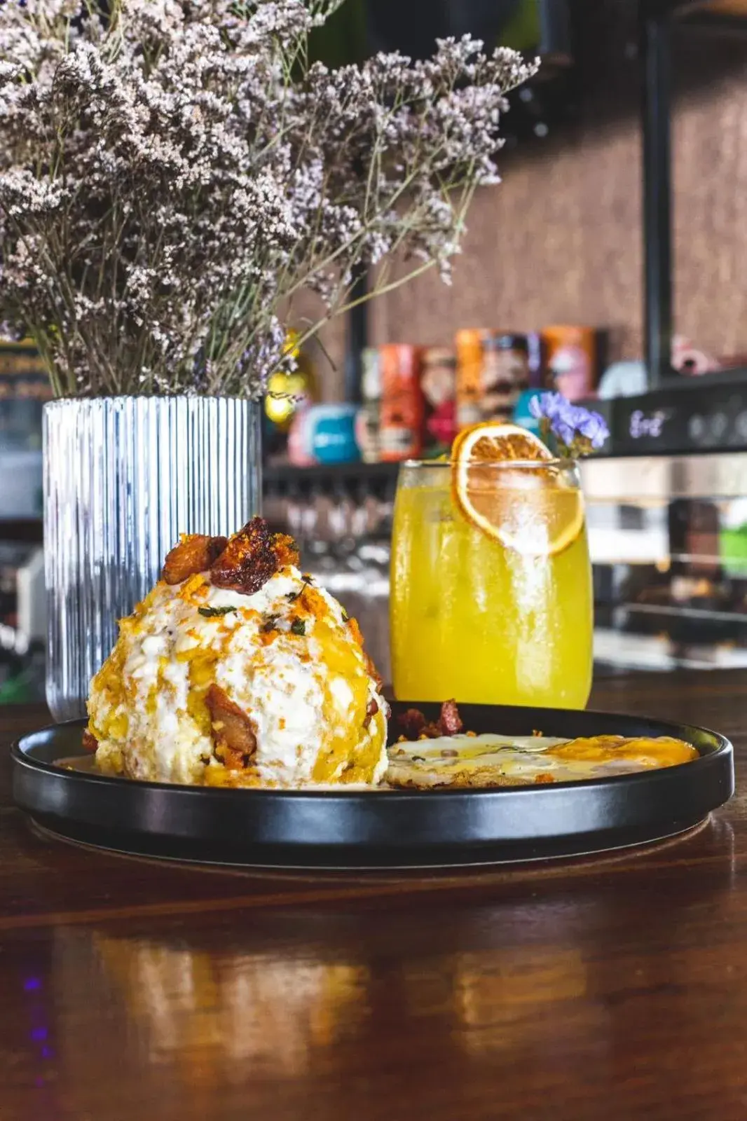 Single Bed in Mixed Dormitory Room in Chescos Hotel Single Bed in Mixed Dormitory Room in Chescos Hotel