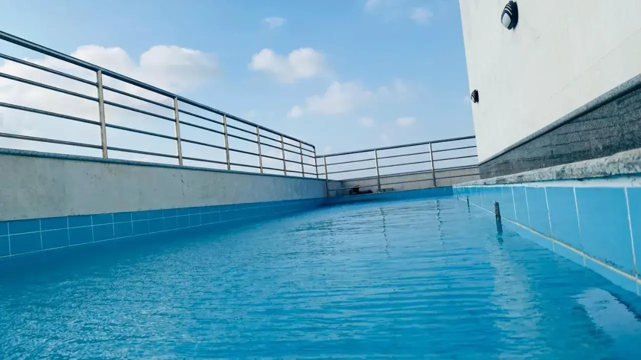 Swimming pool in Savoye Hotel Swimming pool in Savoye Hotel