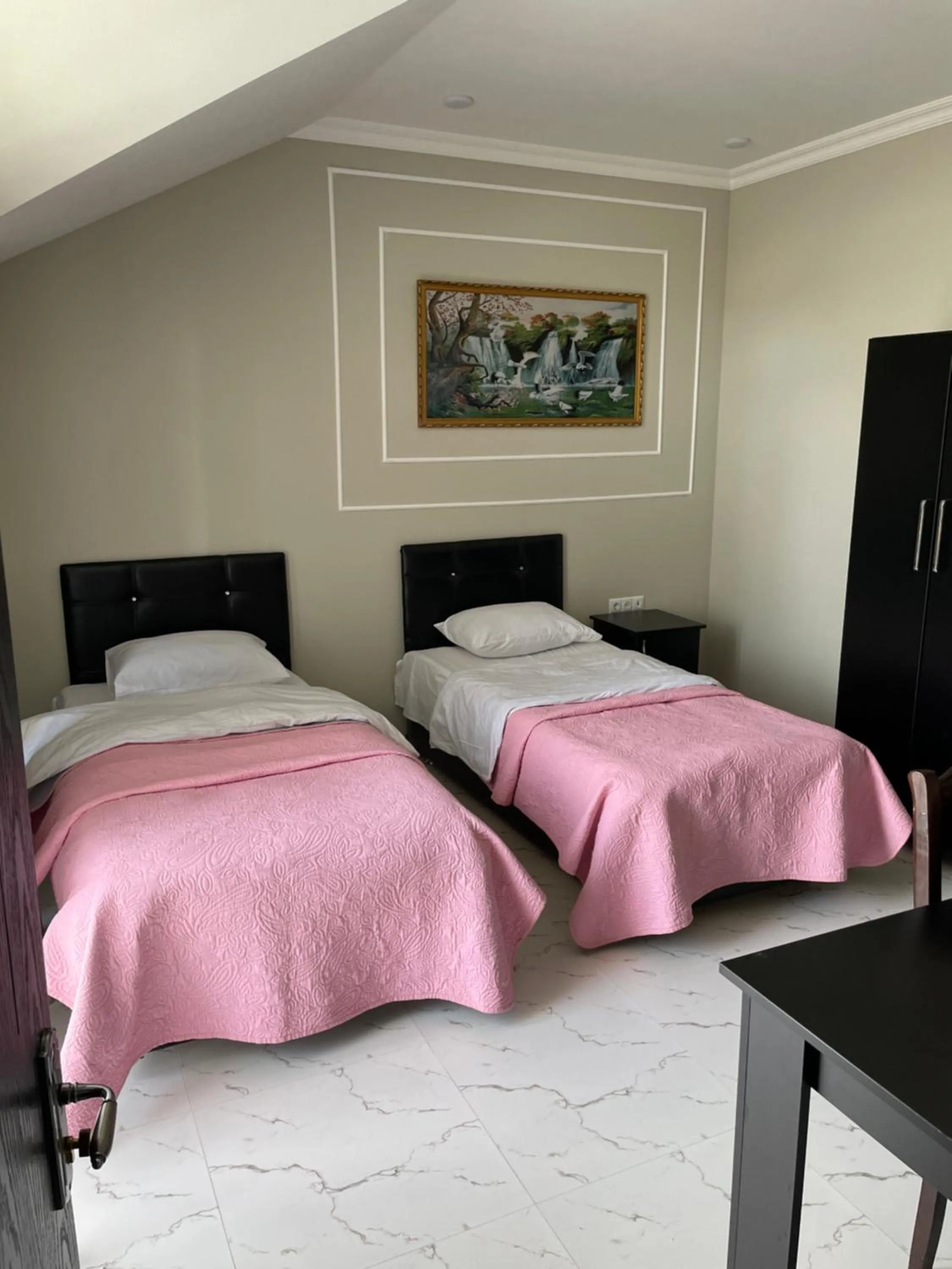 Bed in Four Seasons Hotel