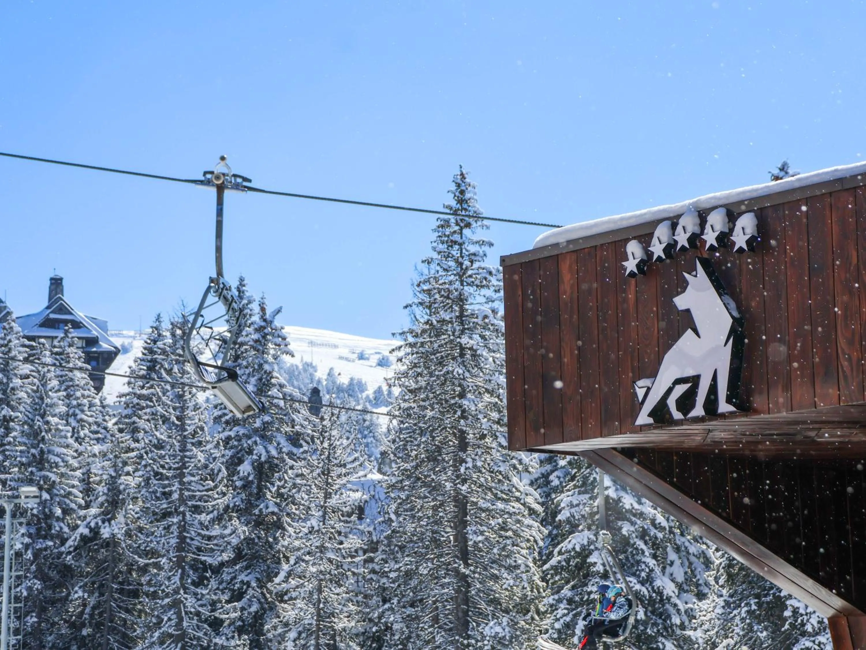 Winter in Grey Hotel Kopaonik