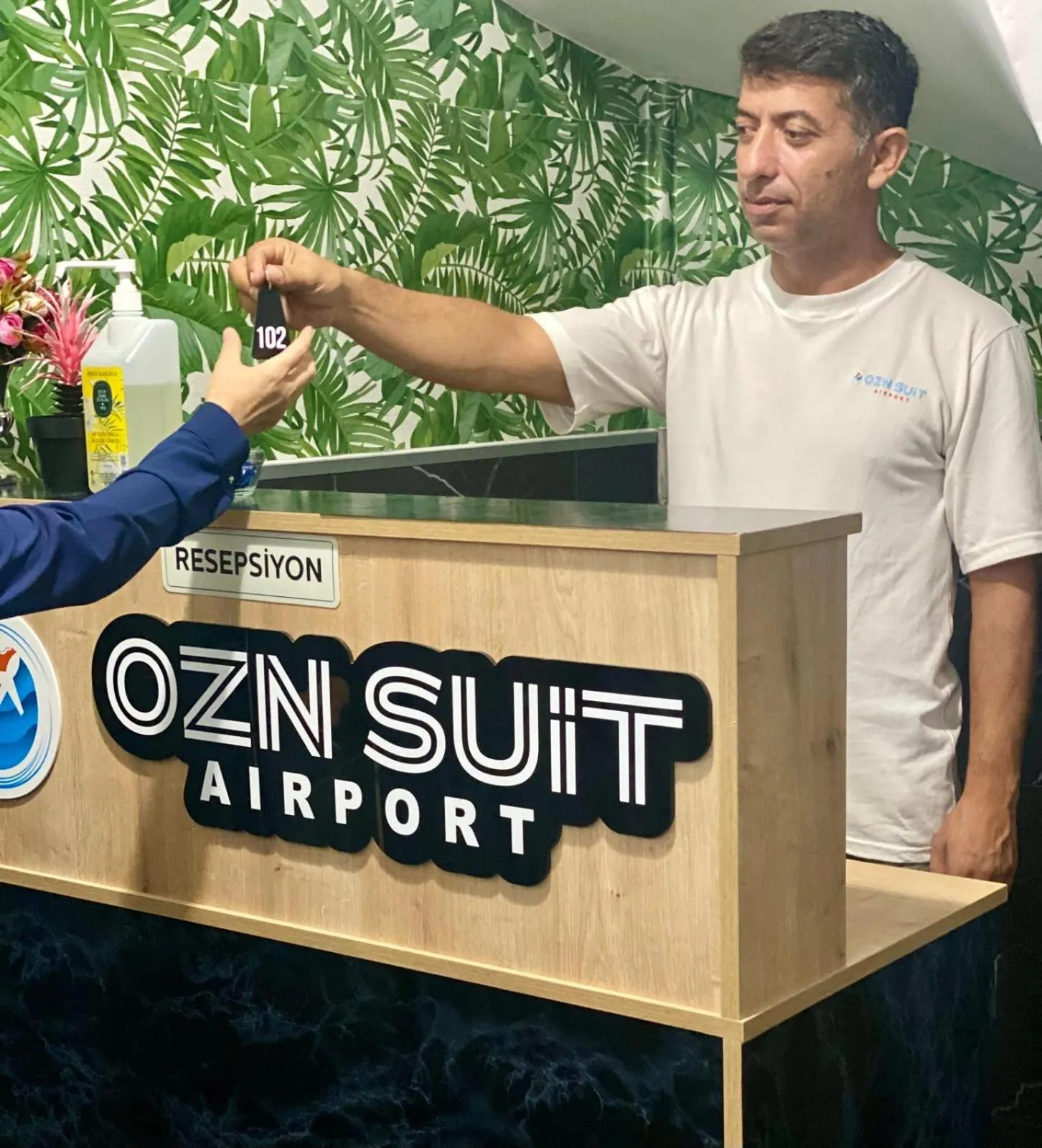 Ozn Suit Airport Hotel