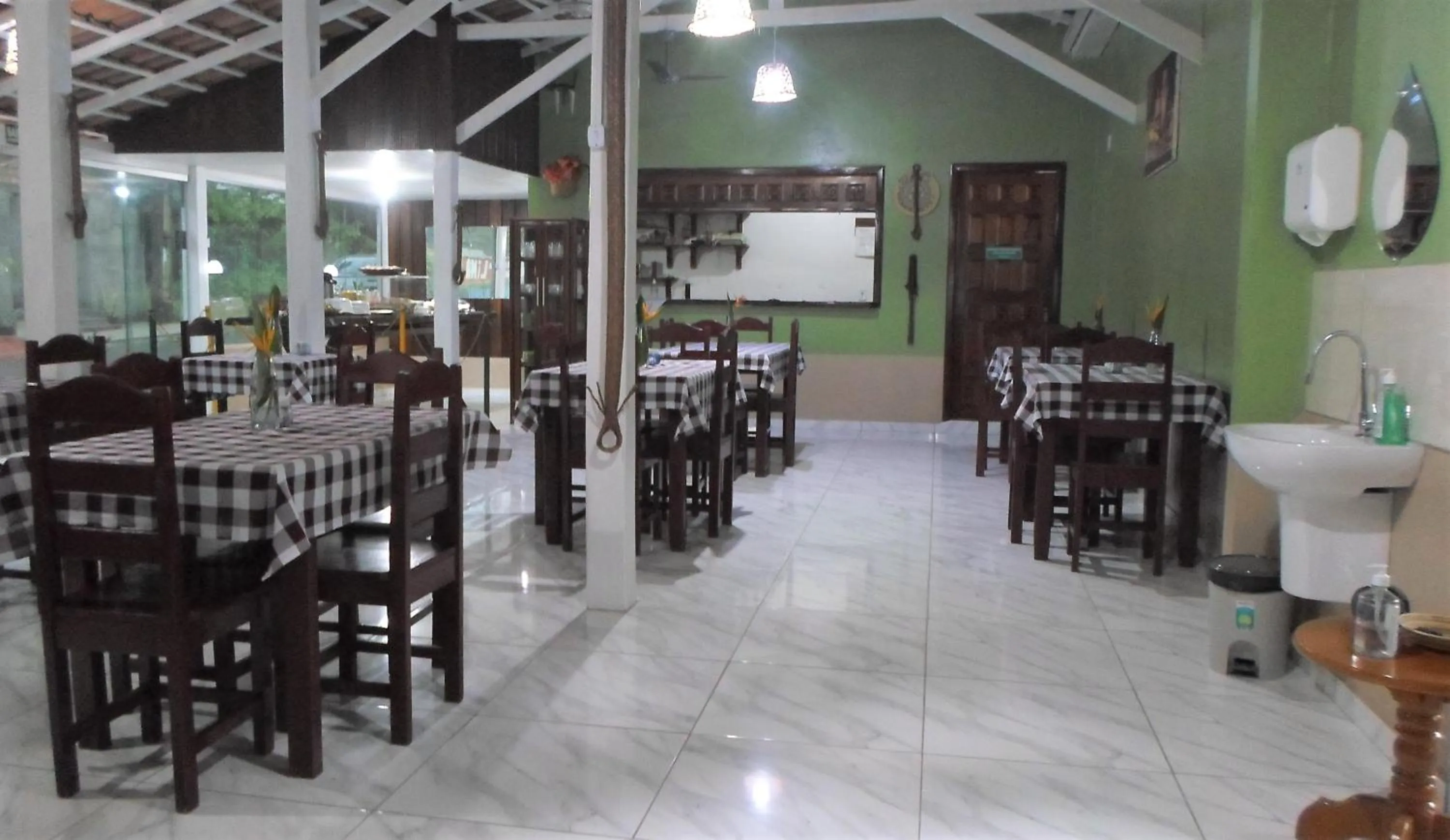 Breakfast in Hotel Coração Verde