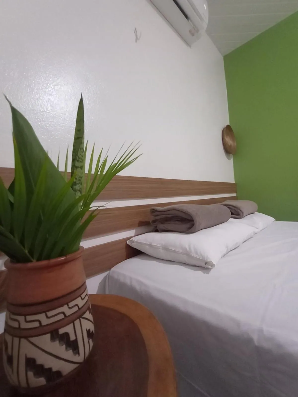 Photo of the whole room, Bed in Hotel Coração Verde