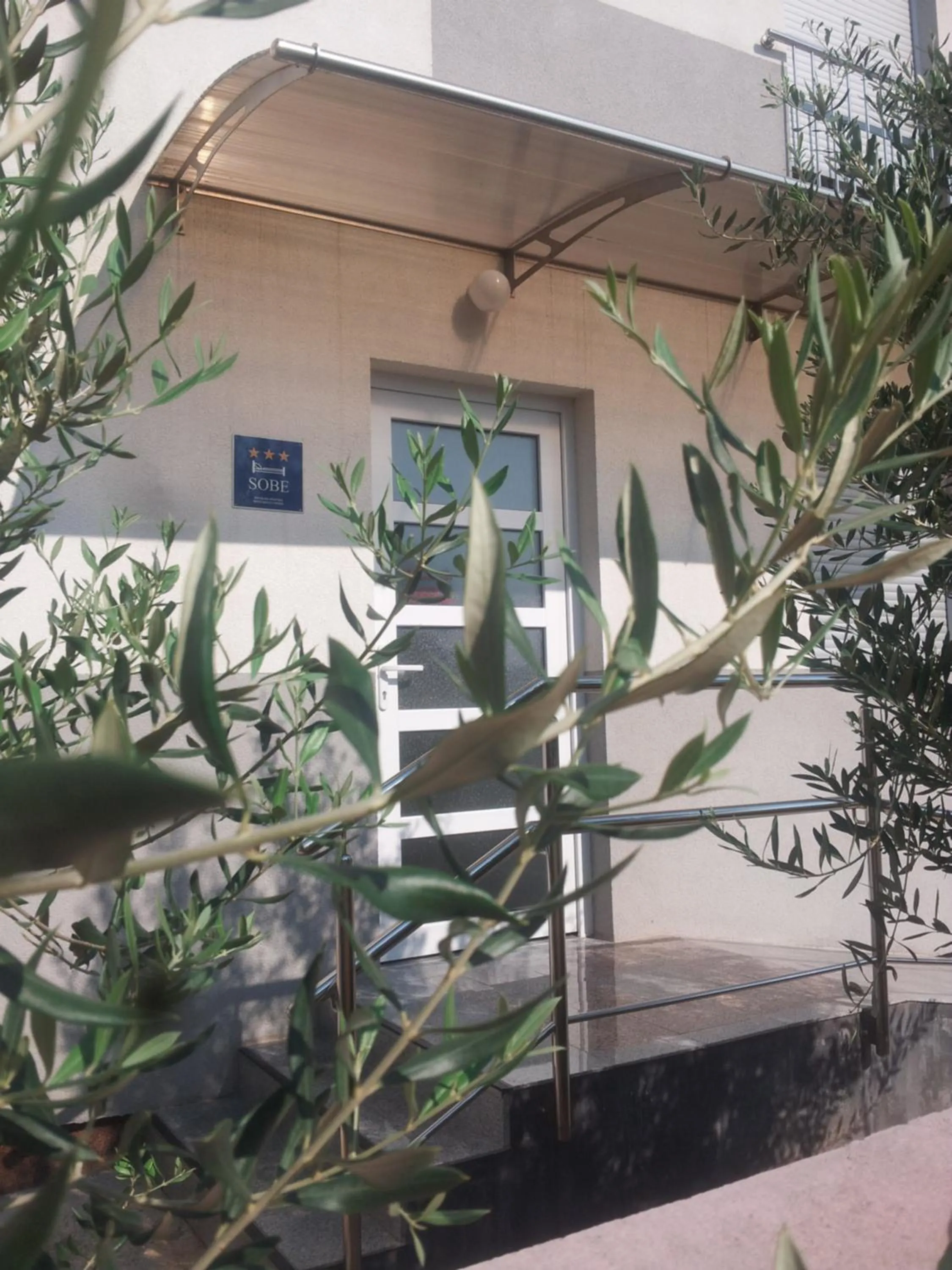 Property building in Guest House Maritimo