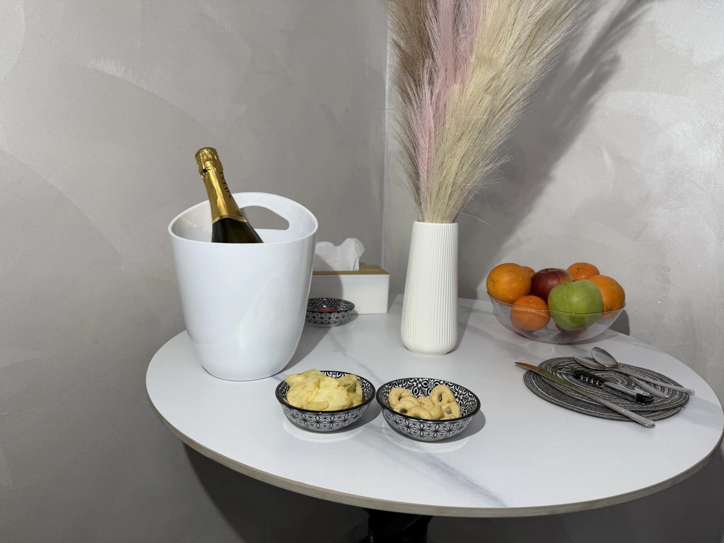 Food and drinks in Ylisea Luxury B&B