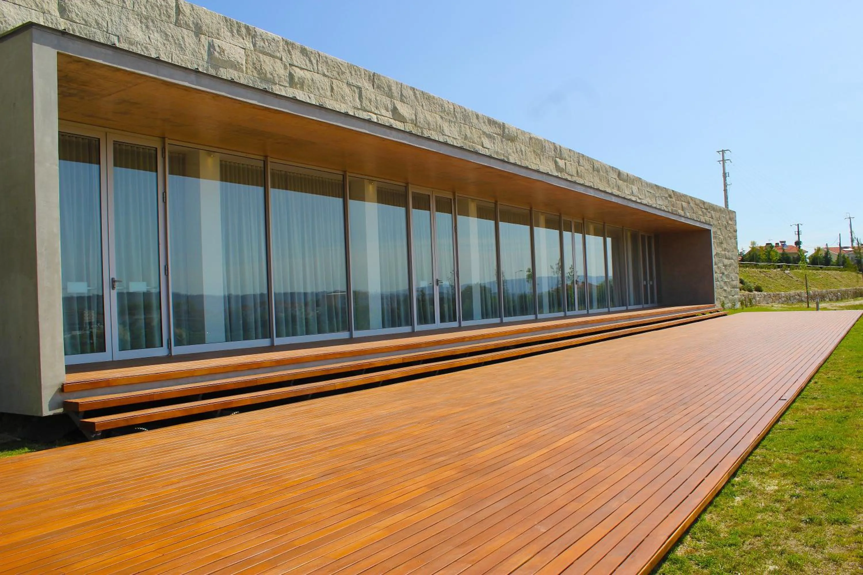 Facade/entrance in Lousada Country Hotel