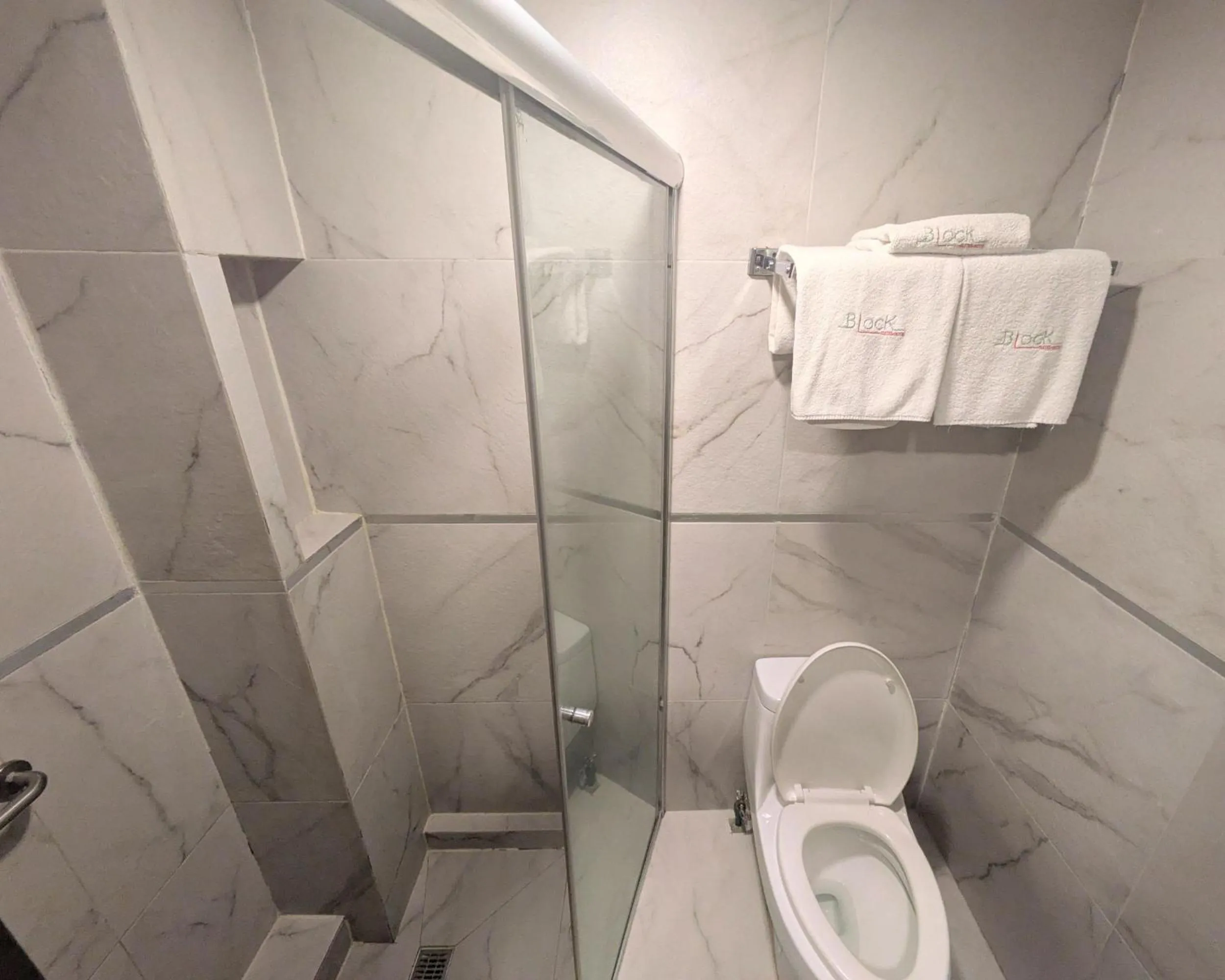 Bathroom in Hotel Block Suites