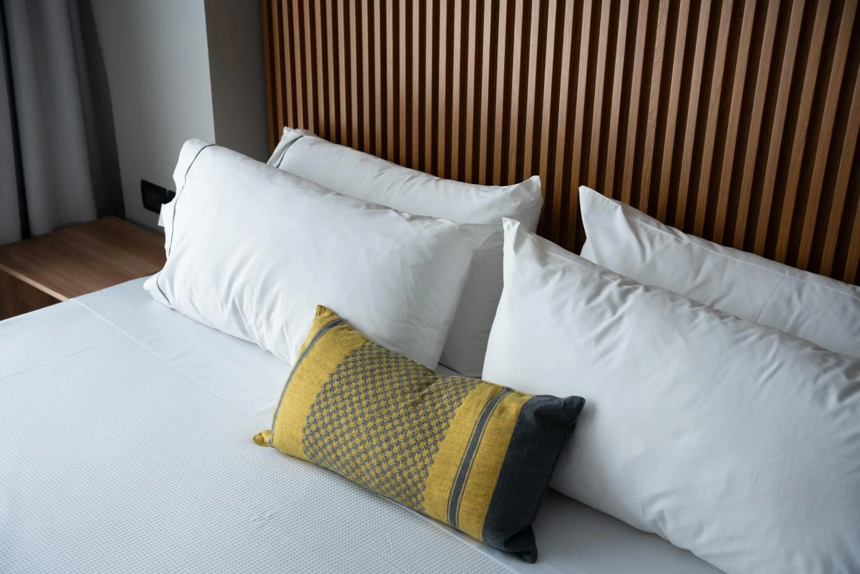 Bed in Hotel Block Suites