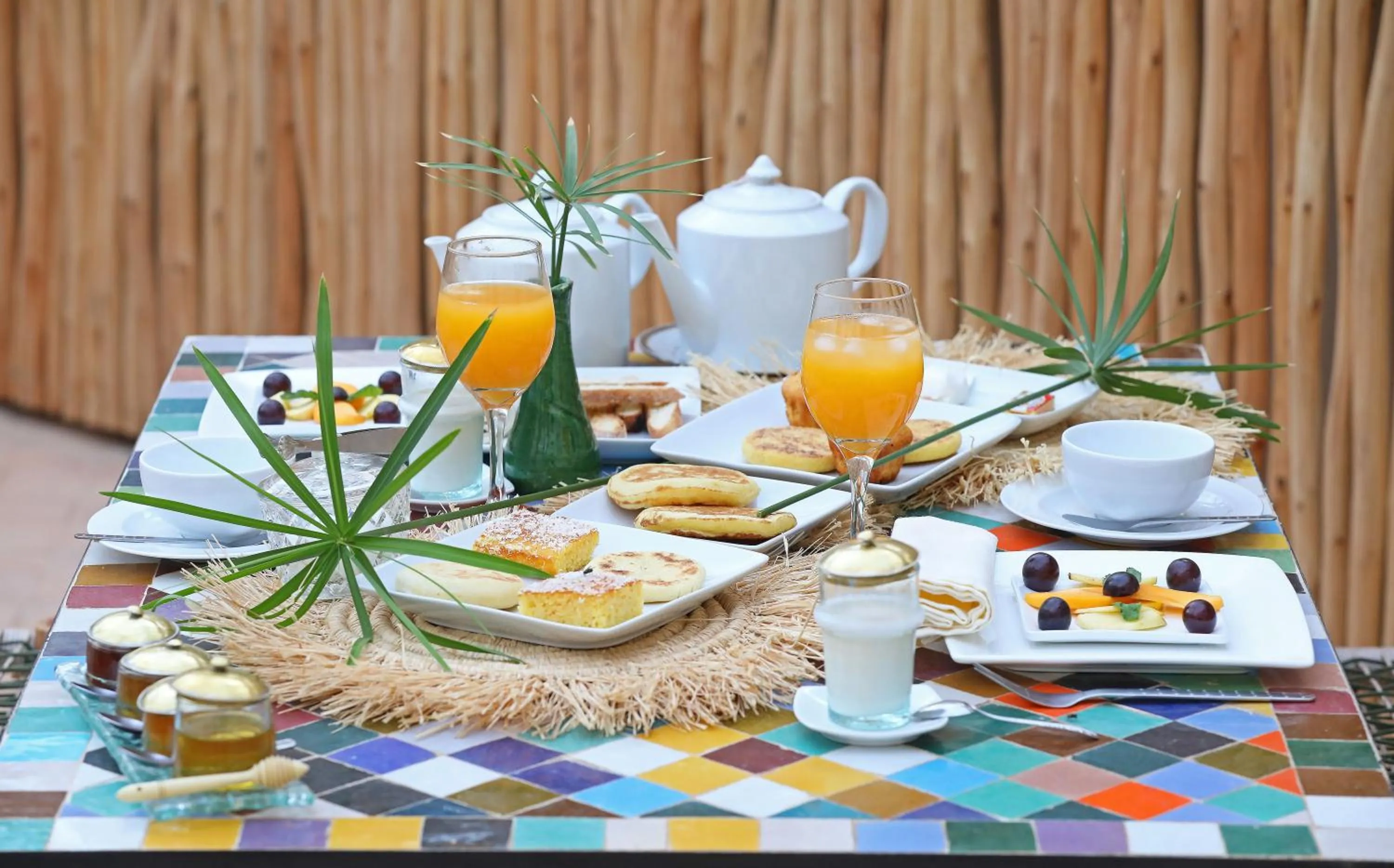 Food and drinks in Riad Al Badia