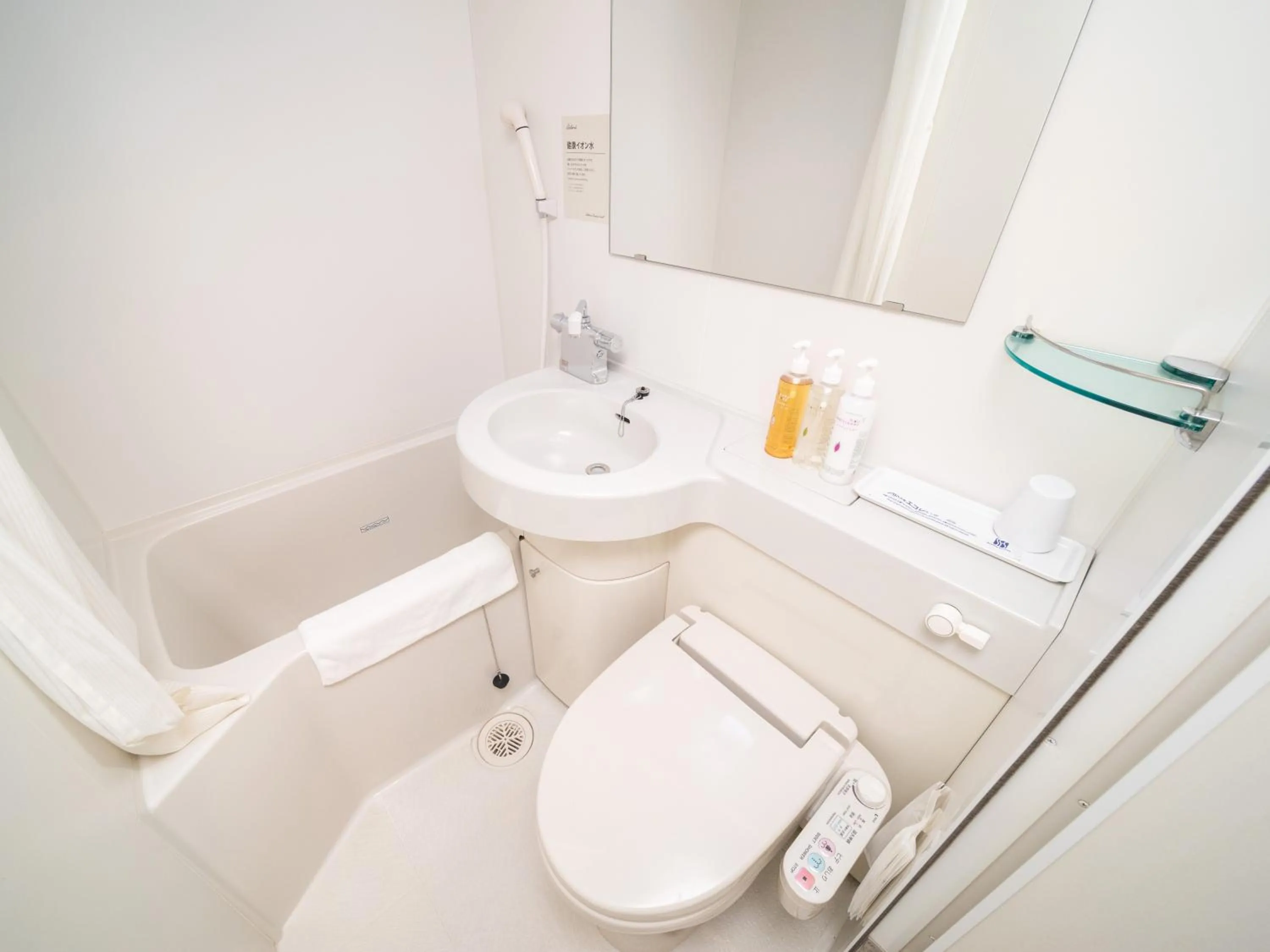 Shower in Super Hotel Asakusa