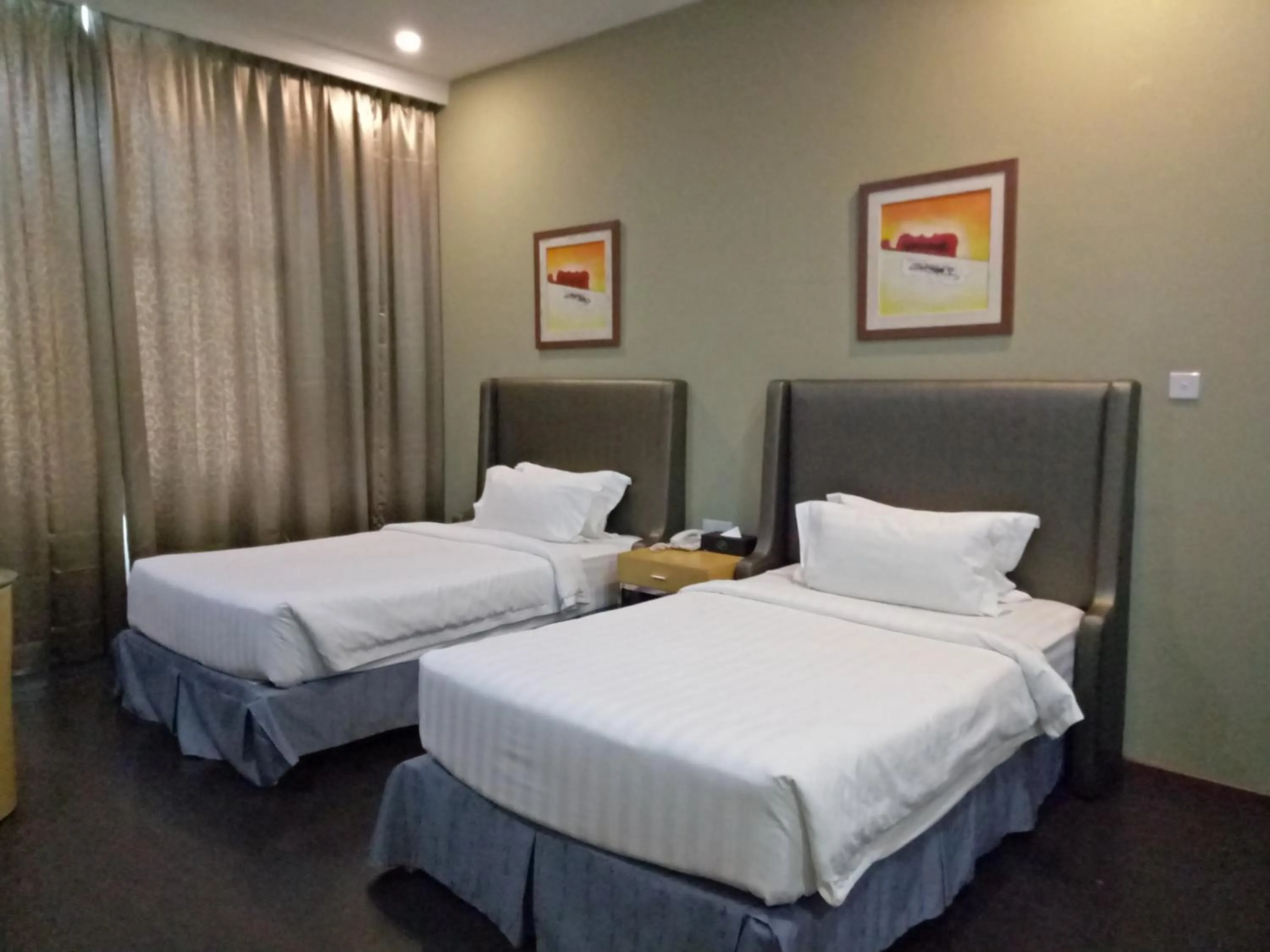 Bed in Seri Simanggang Hotel