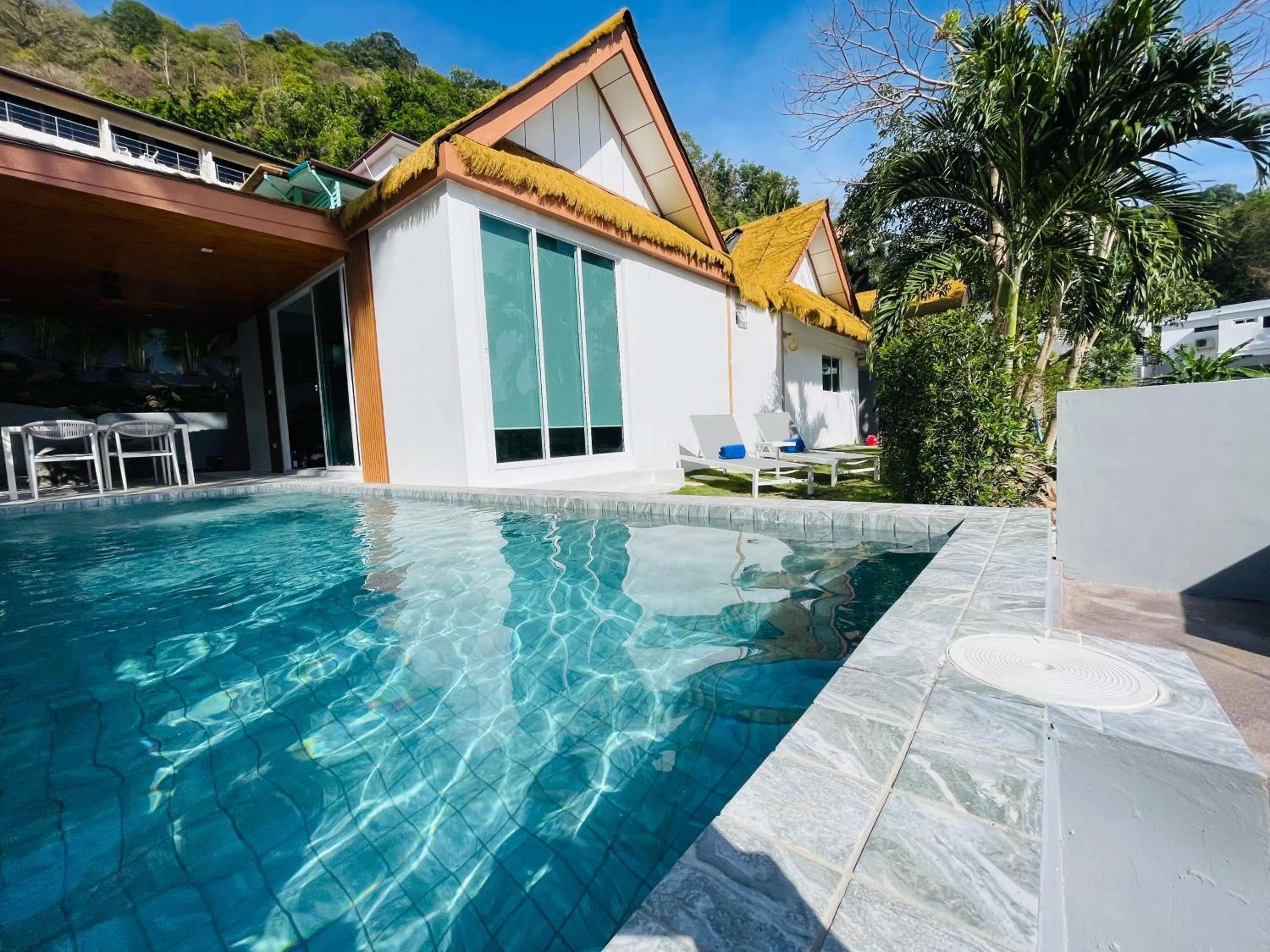 Property building in Baan Saint-Tropez Seaview Villas Kata Beach